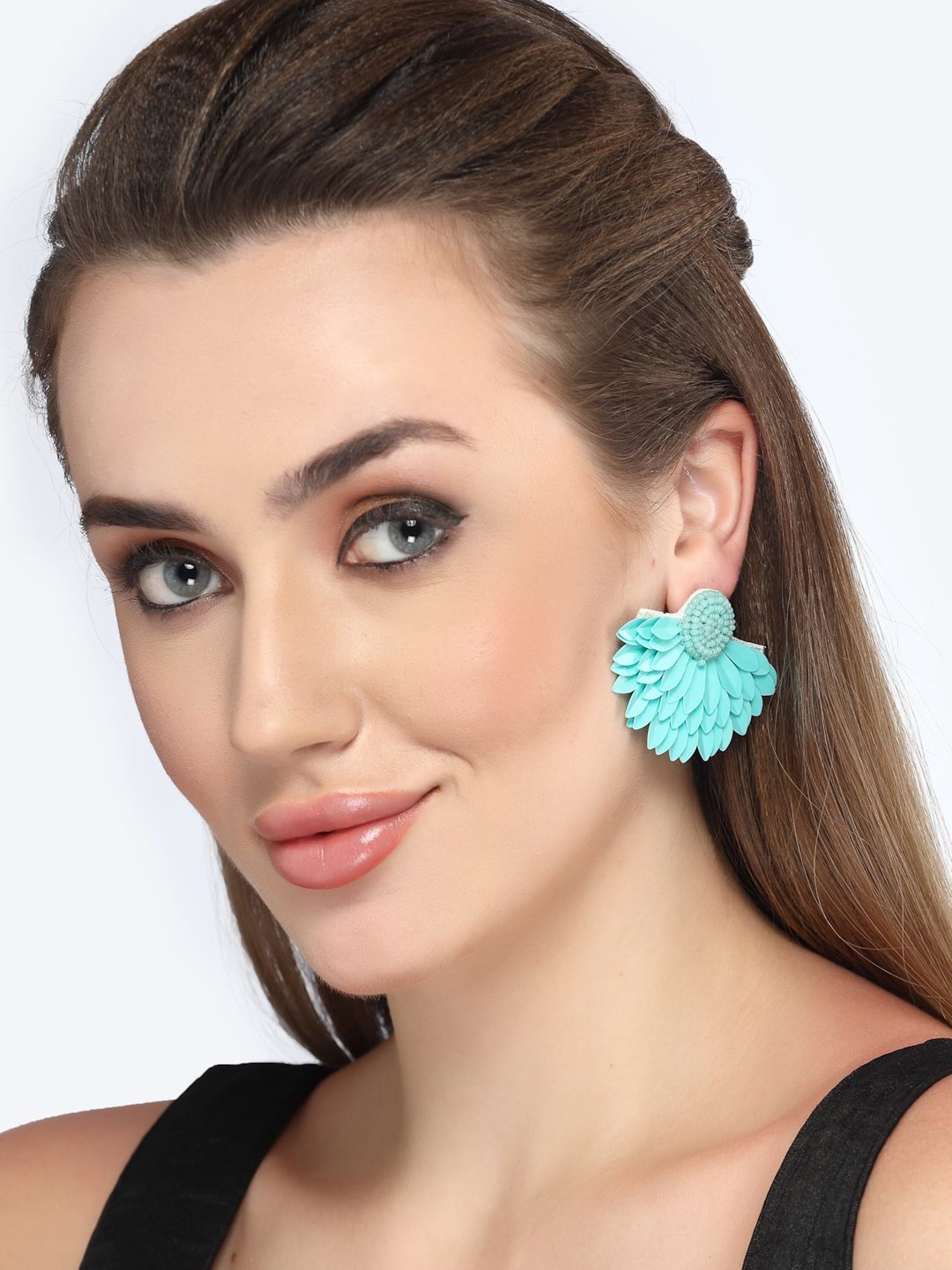 Moedbuille Beads Leaf Pattern Contemporary Floral Design Layered Earrings