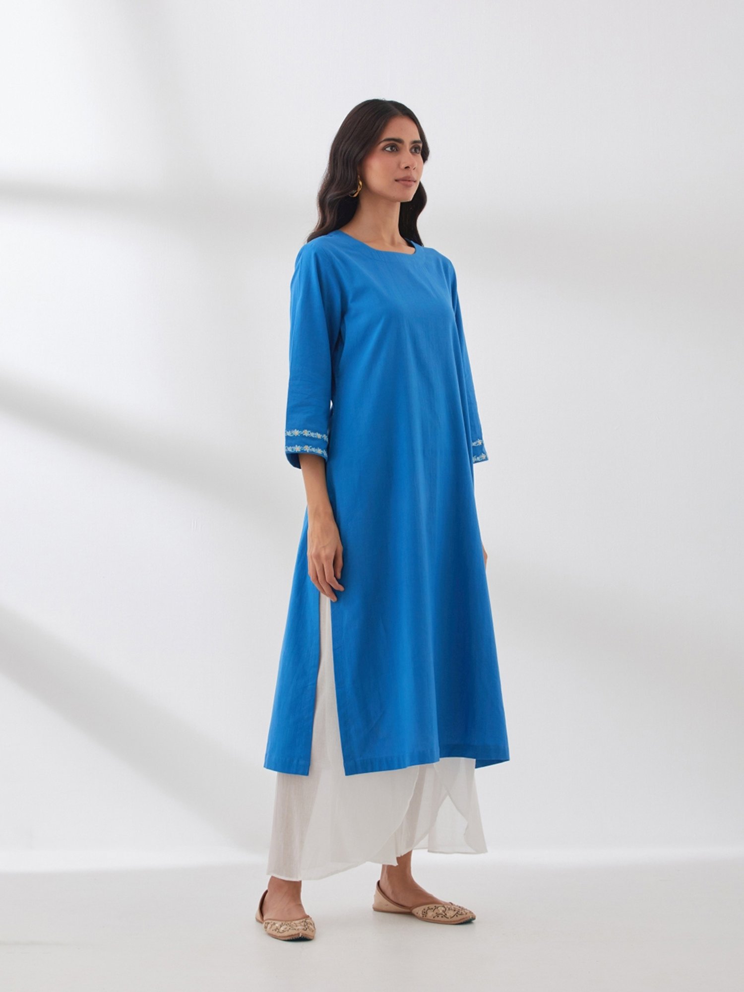 Smriti Gupta Pesas Blue Kurta