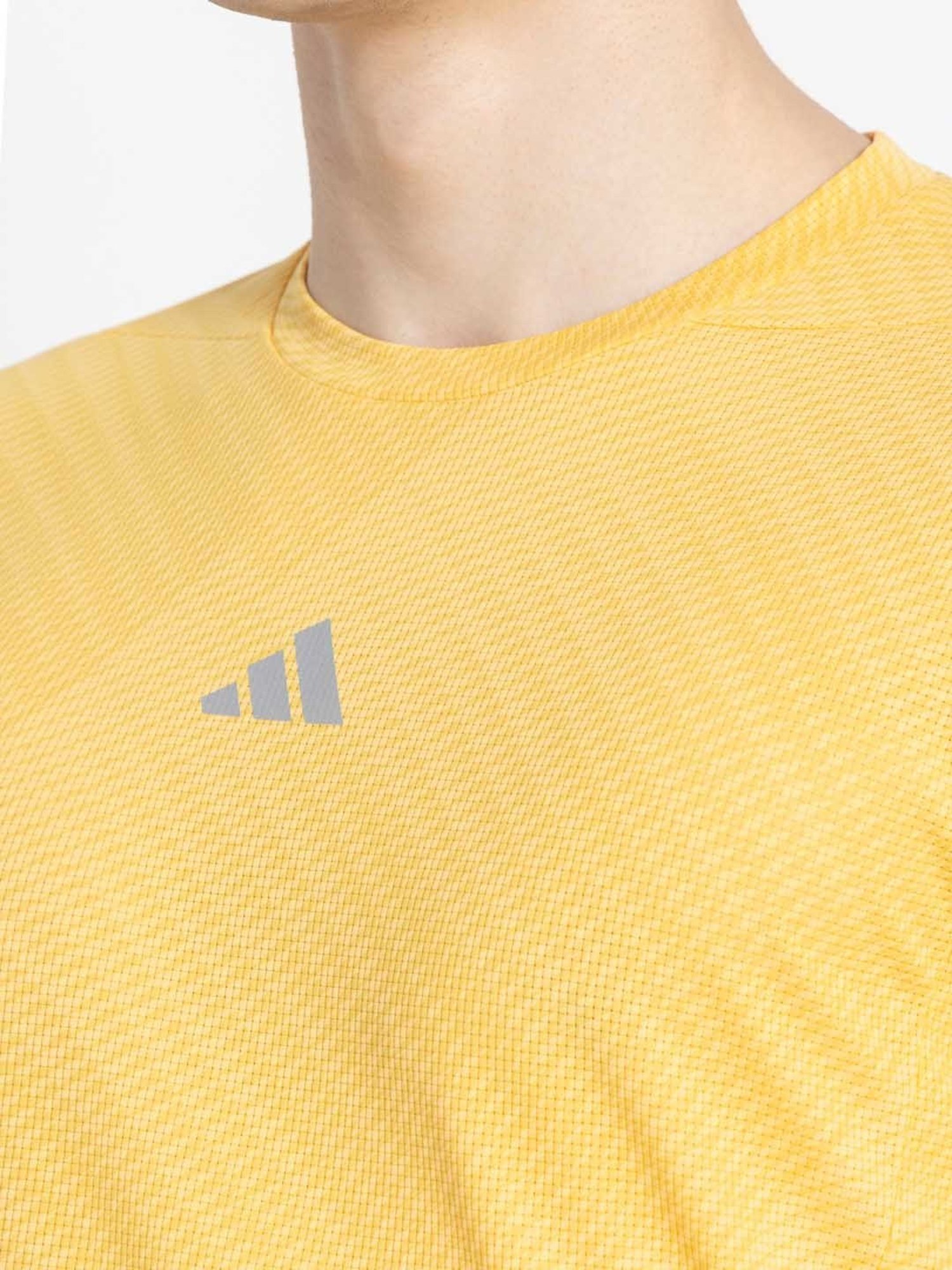 Columbia Black Regular Fit Sports T-Shirt