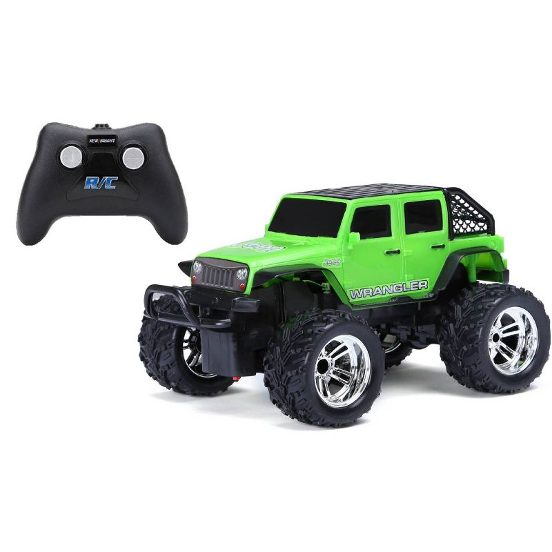 New Bright Remote Control RC FF Chargers Jeep Wrangler - Green - 1:18 Scale