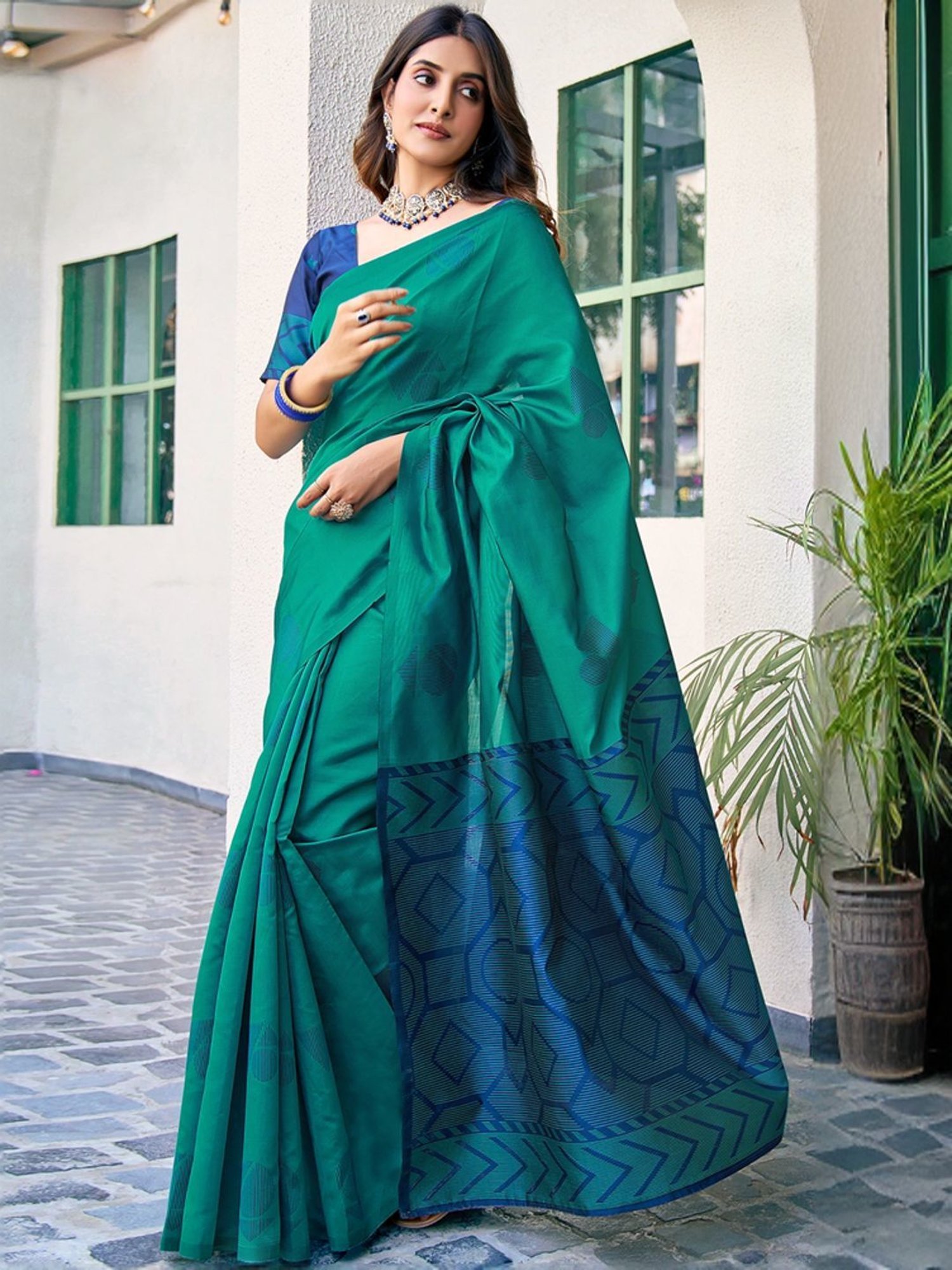 Unnati Silks Red Silk Printed Saree With Unstitched Blouse