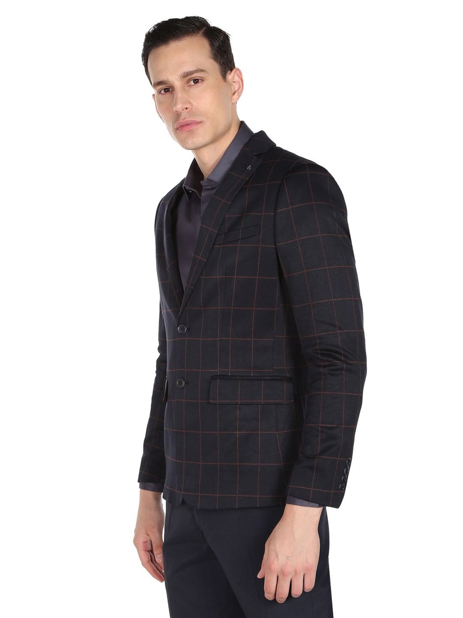 Arrow Sports Green Regular Fit Texture Waistcoat