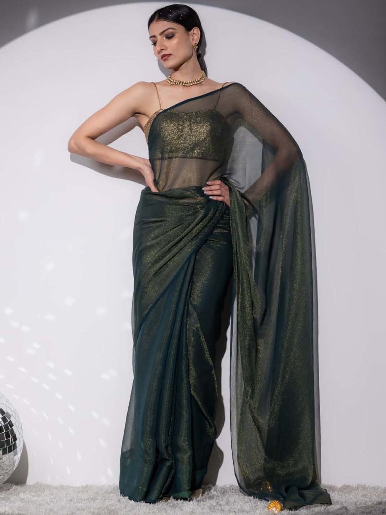 Swtantra Green Chiffon Saree