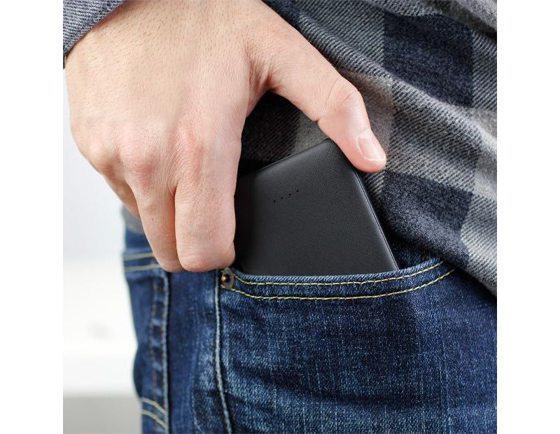 Aluratek 5000 mAh Portable Battery Charger