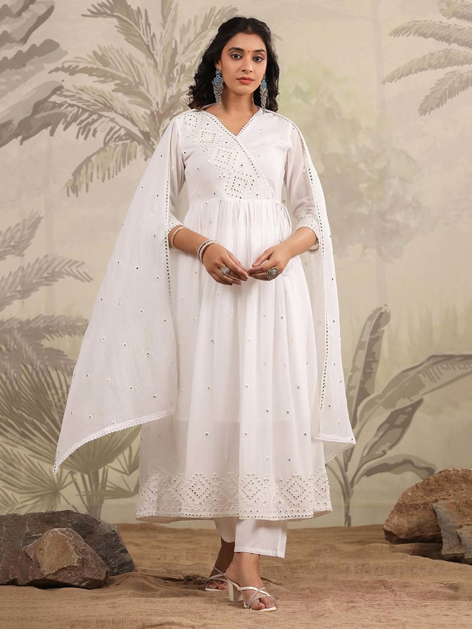 SCAKHI White Embroidered Kurta With Pant & Dupatta