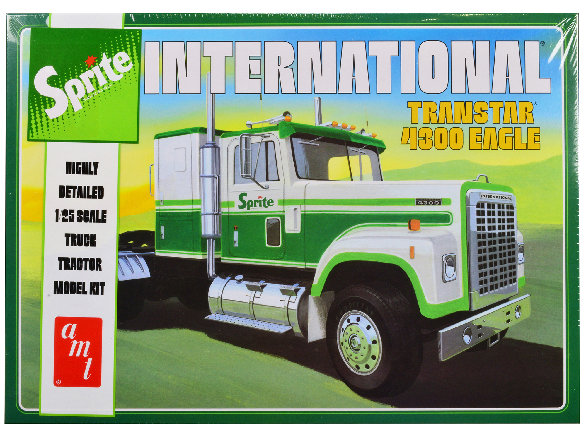 Skill 3 Model Kit International PayStar 5000 Dump Truck 1/25 Scale Model by AMT