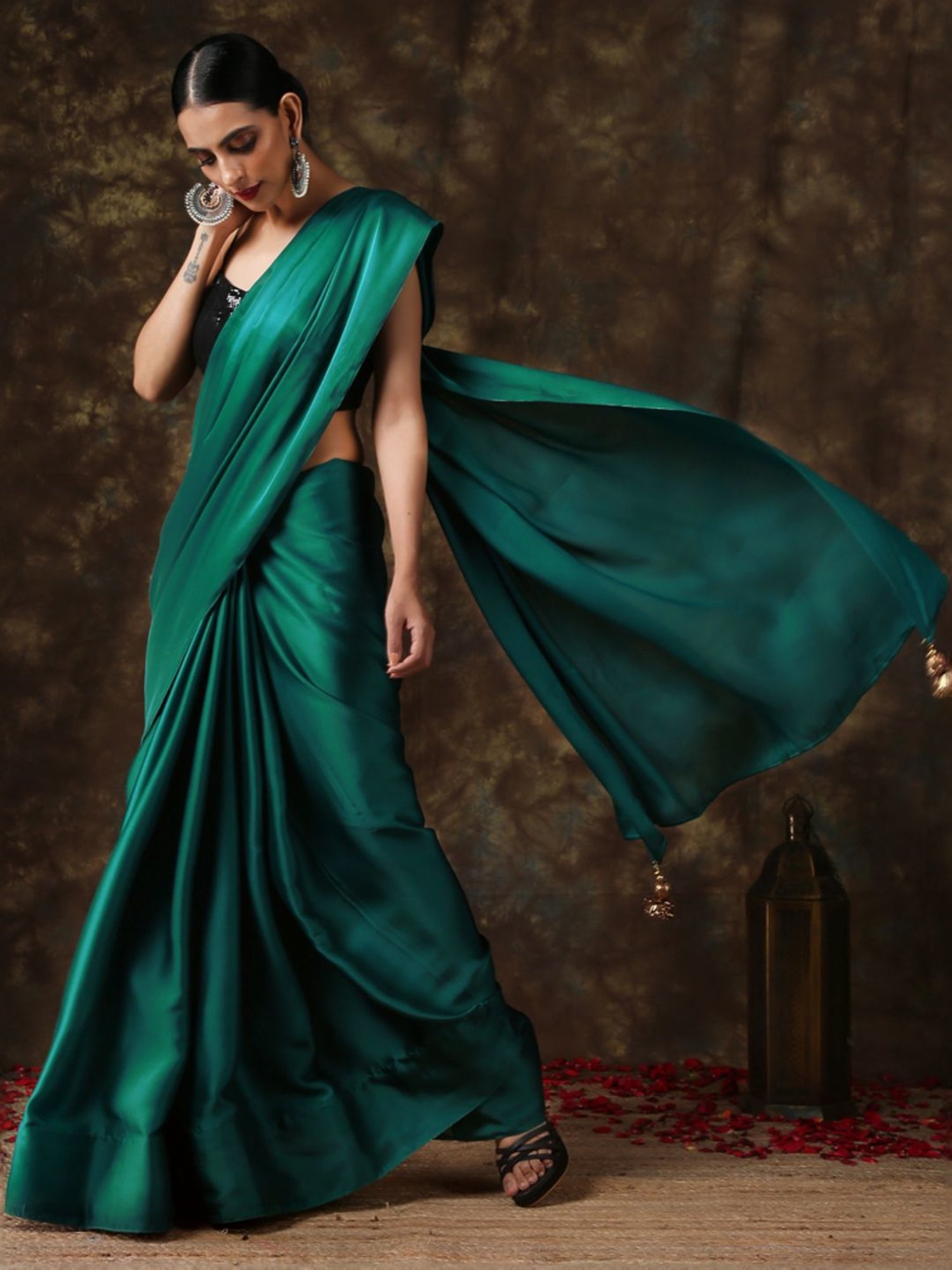 Swtantra Green Plain Saree