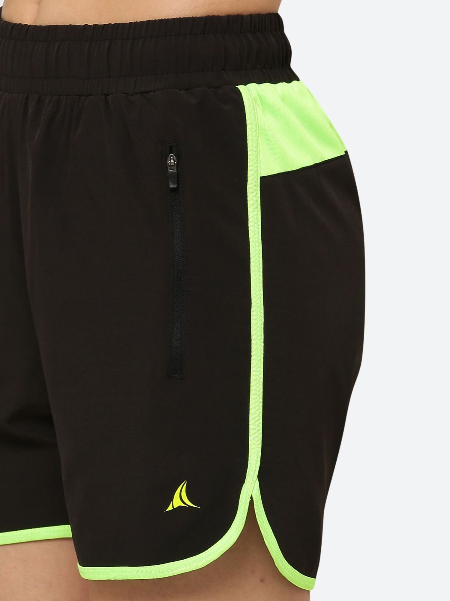 Fitleasure Black Mid Rise Shorts