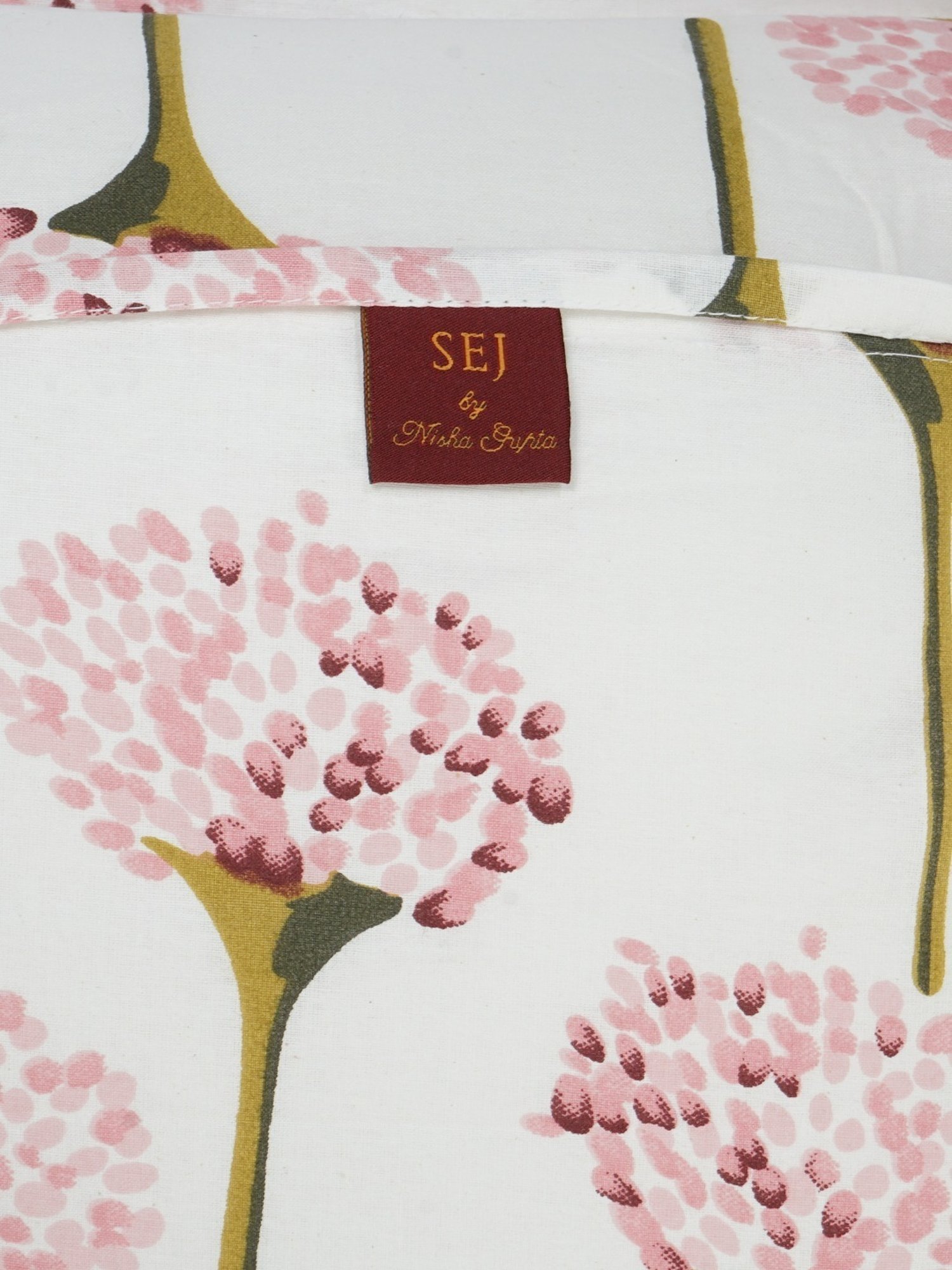 SEJ by Nisha Gupta Floral Pink 160 TC Cotton King Bed Sheet with 2 Pillow Covers