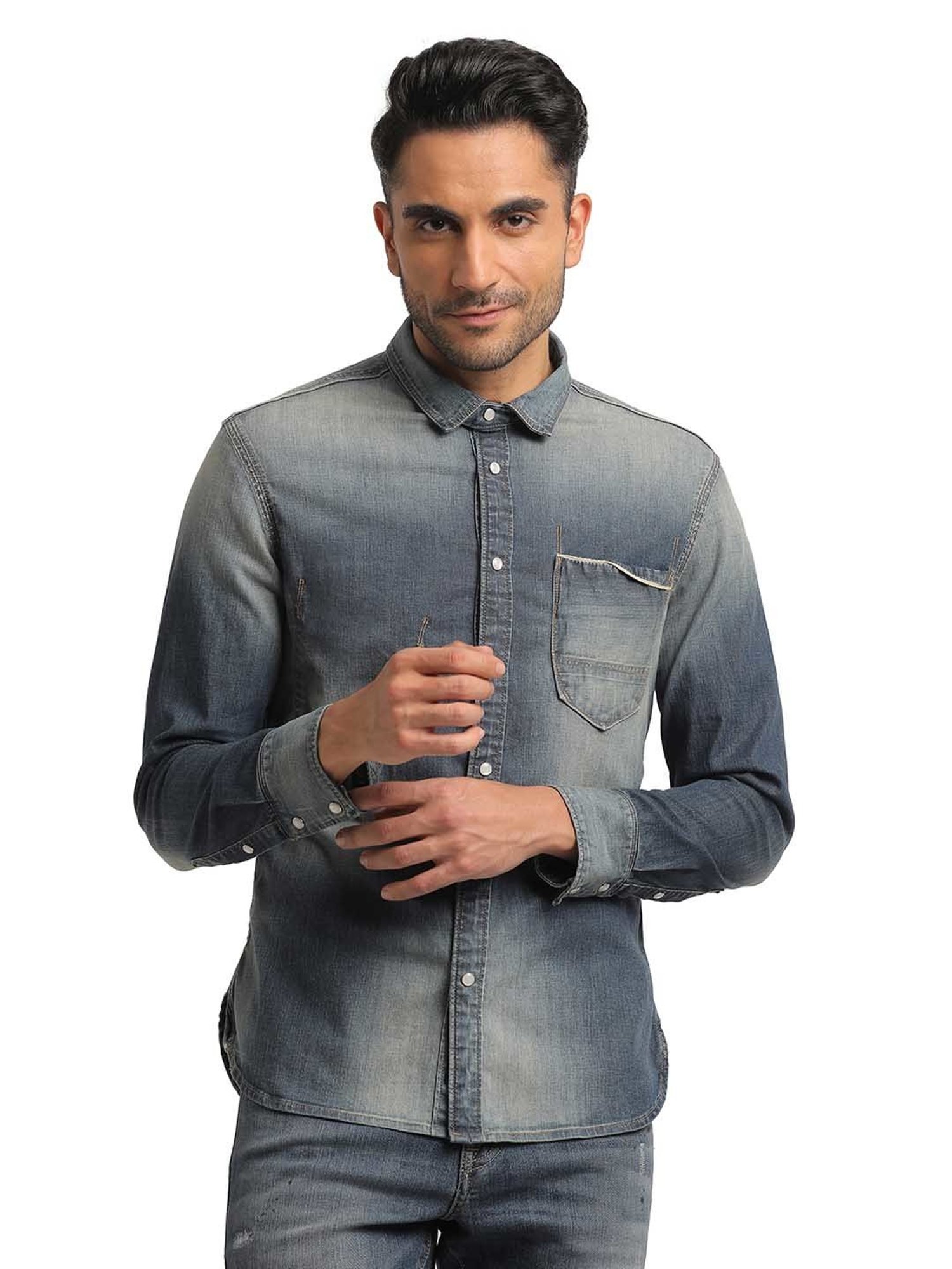 EVERBLUE Medium Blue Regular Fit Shirt