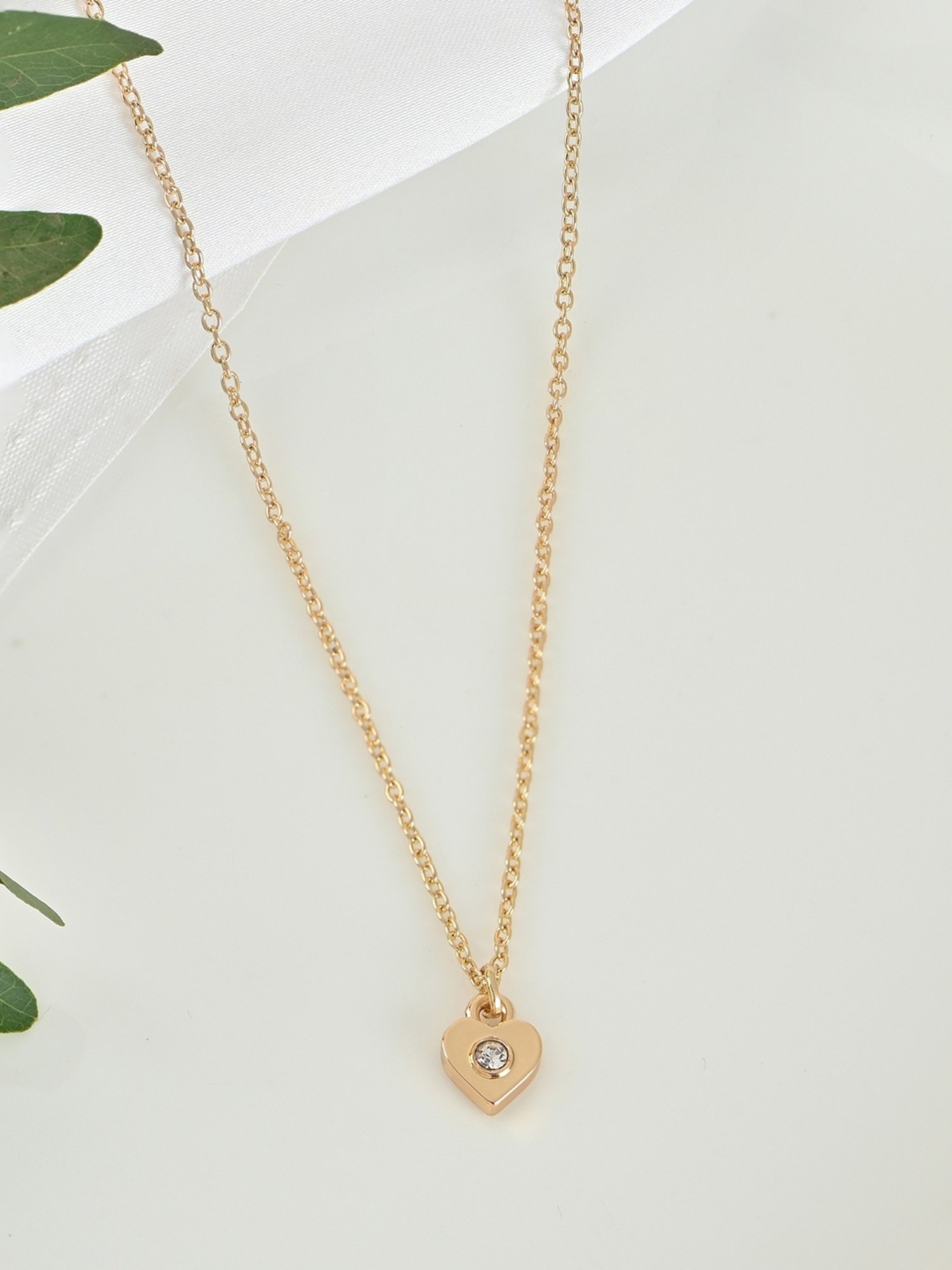 Toniq Gold-Plated Heart Charm Pendant Necklace