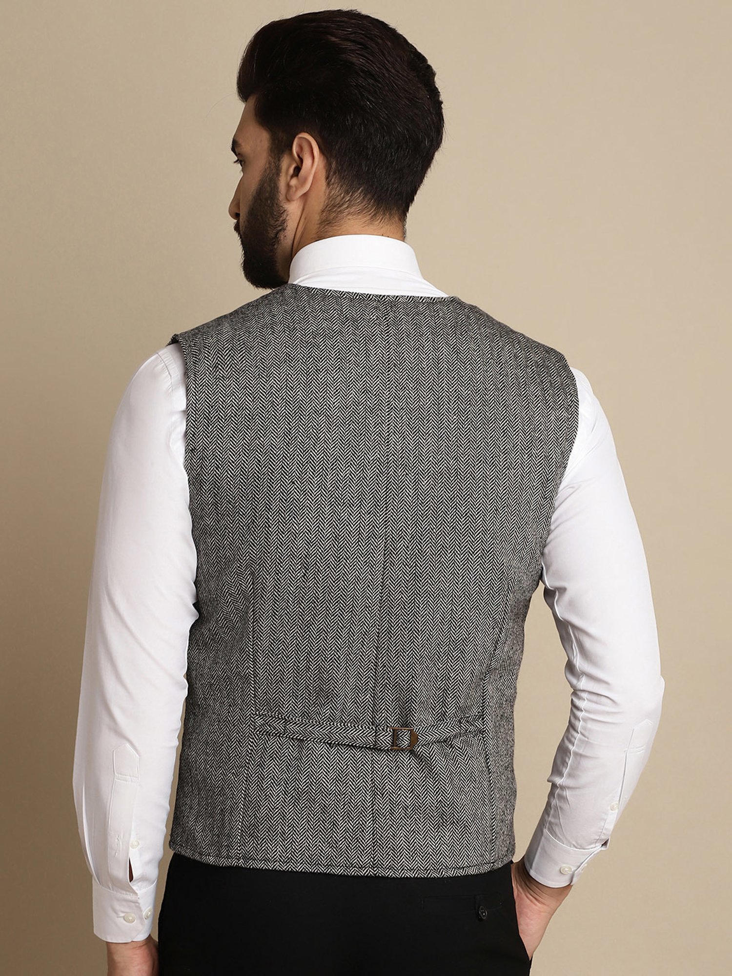 Vastramay Black Regular Fit Blazer