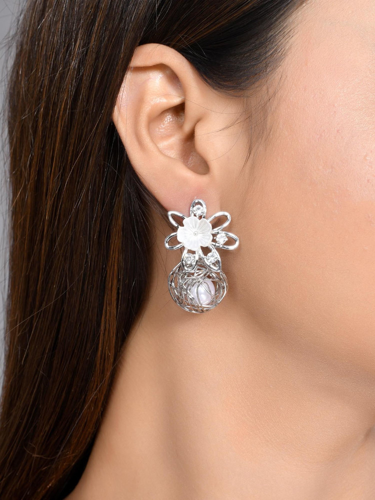 VOJ Women Silver Plated Flower Peral Studs Earring for Women