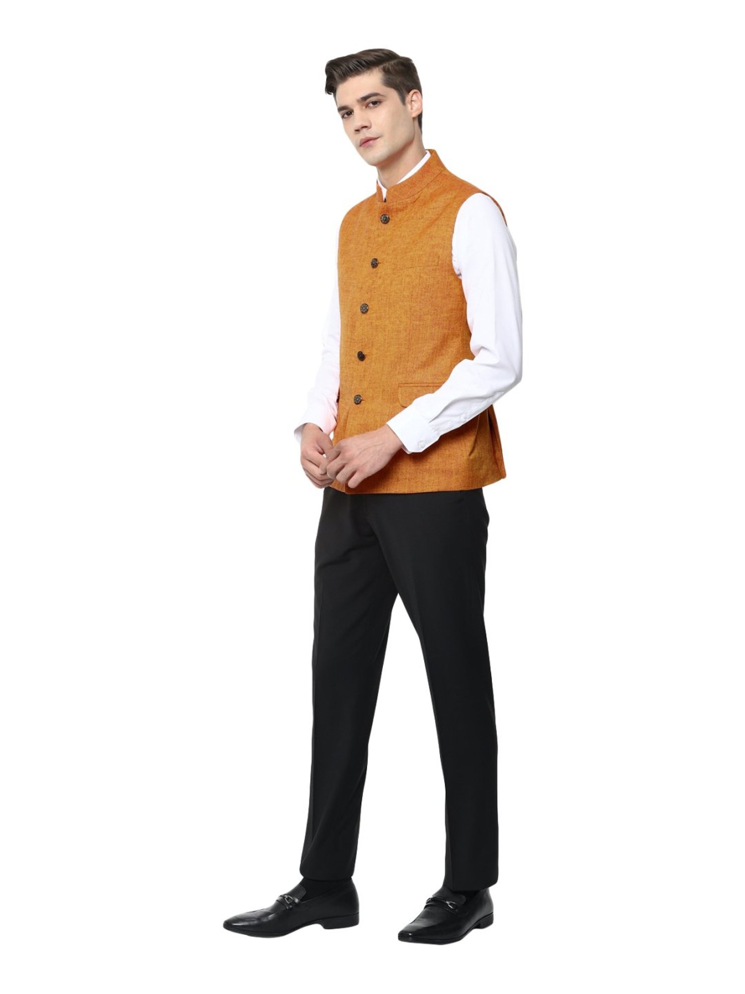 Vastramay Black Regular Fit Blazer