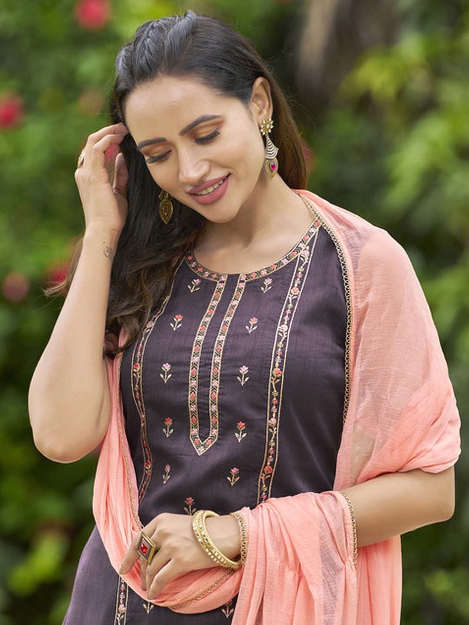 Skylee Purple Embroidered Kurti Palazzo Set With Dupatta