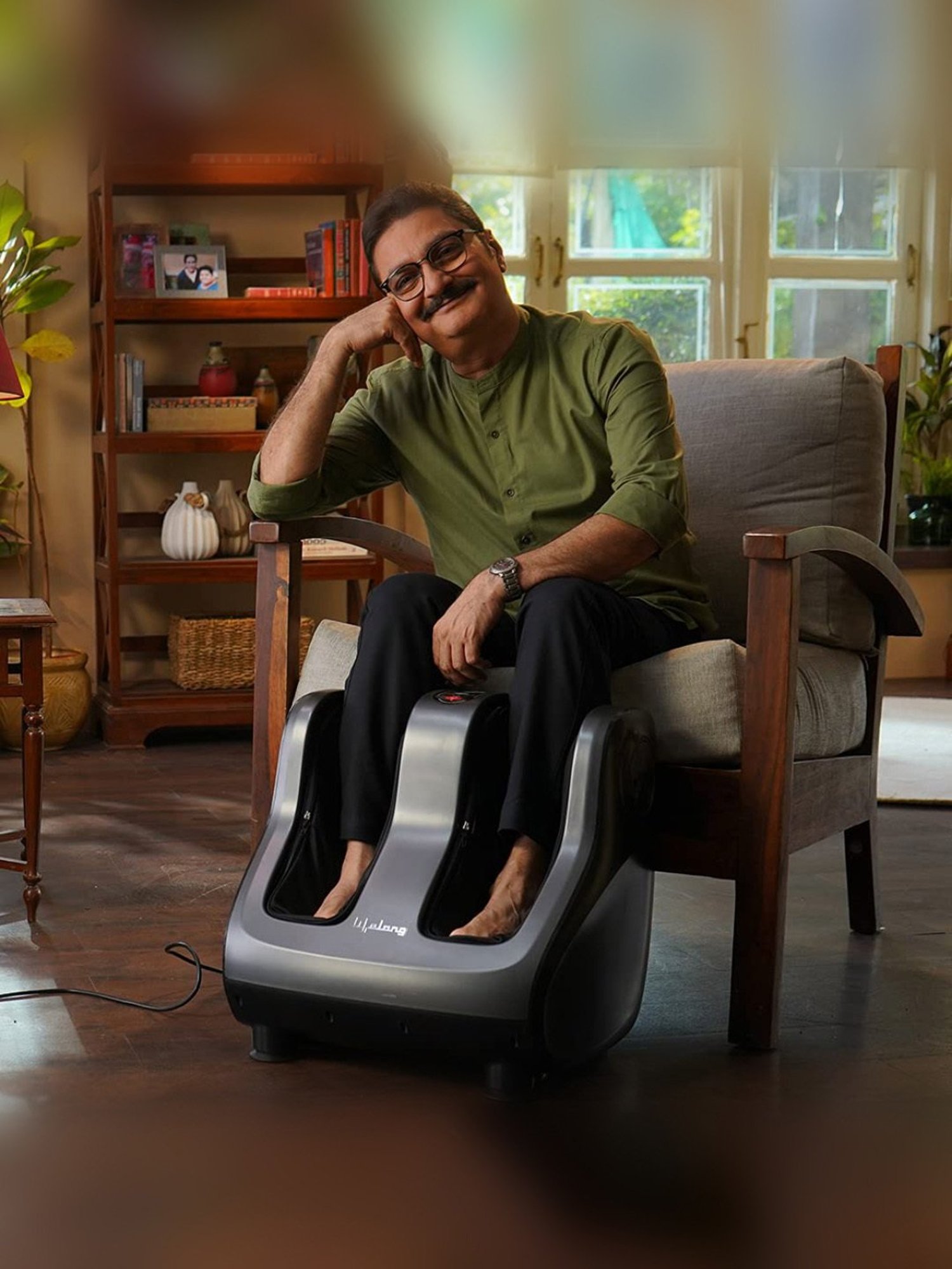 Lifelong LLM144 80W Foot and Calf Massager (Black)