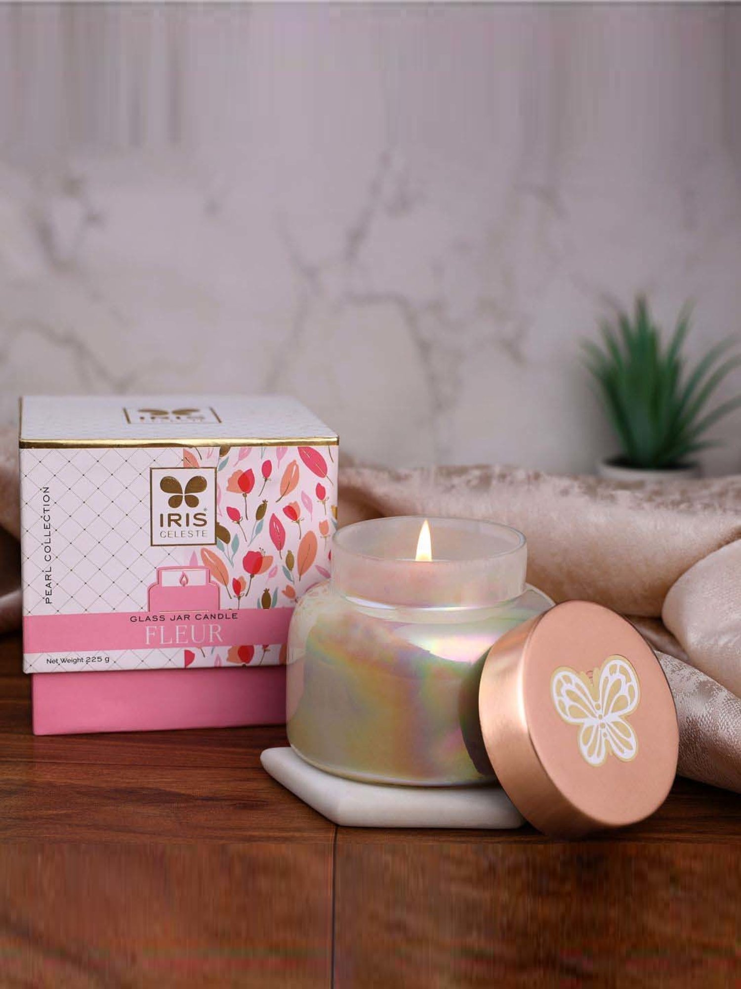 IRIS Pearl Collection White Celeste Apothcary Fleur Fragrance Jar Candle