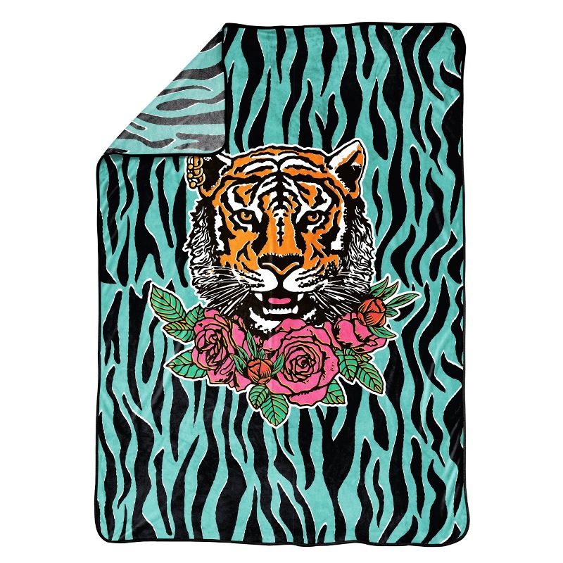 62"x90" Tame Tiger King Blanket