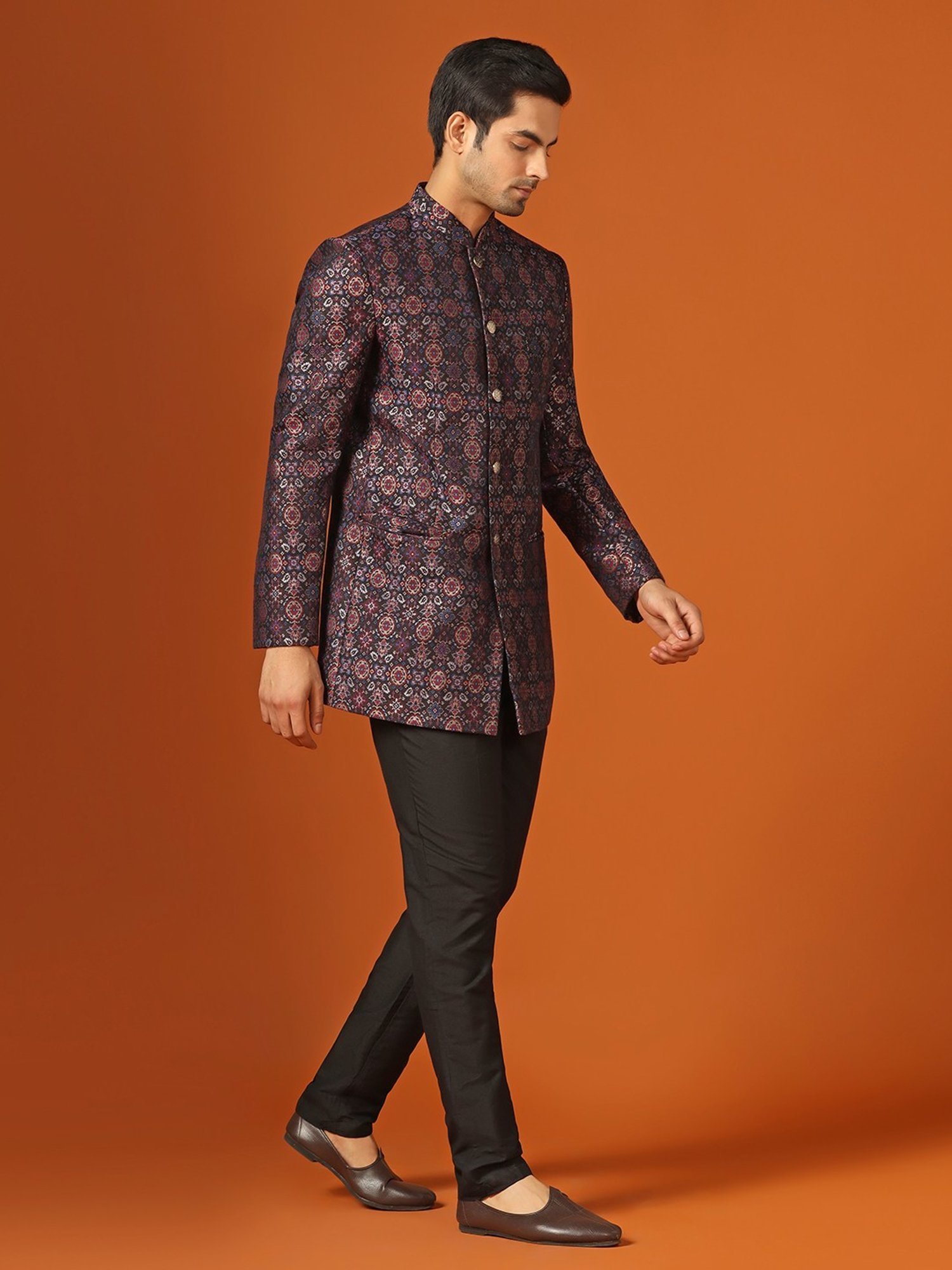 KISAH Black Regular Fit Self Pattern Sherwani Set