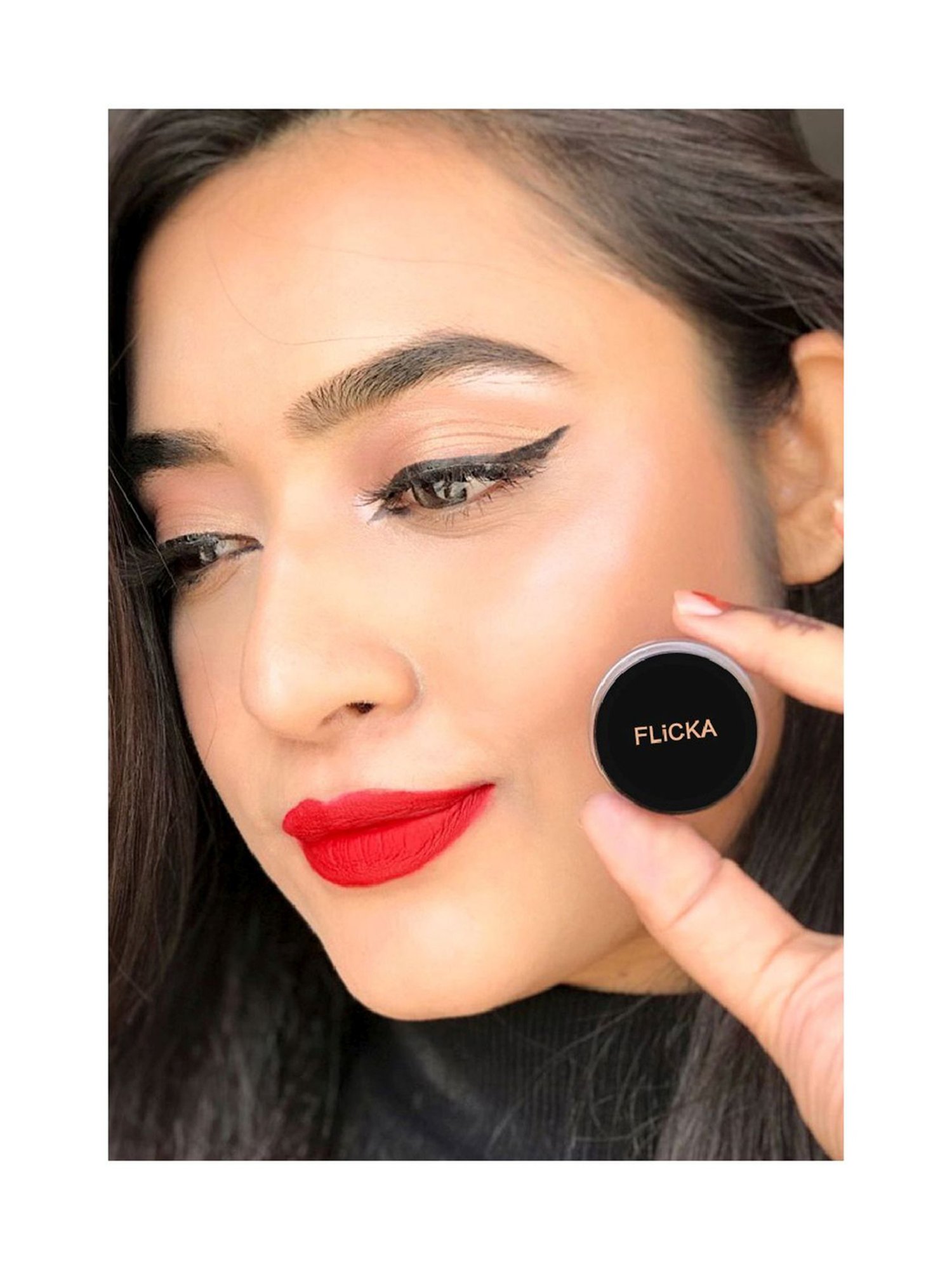 FLiCKA Draw N Dance Gel Eyeliner - 5 gm