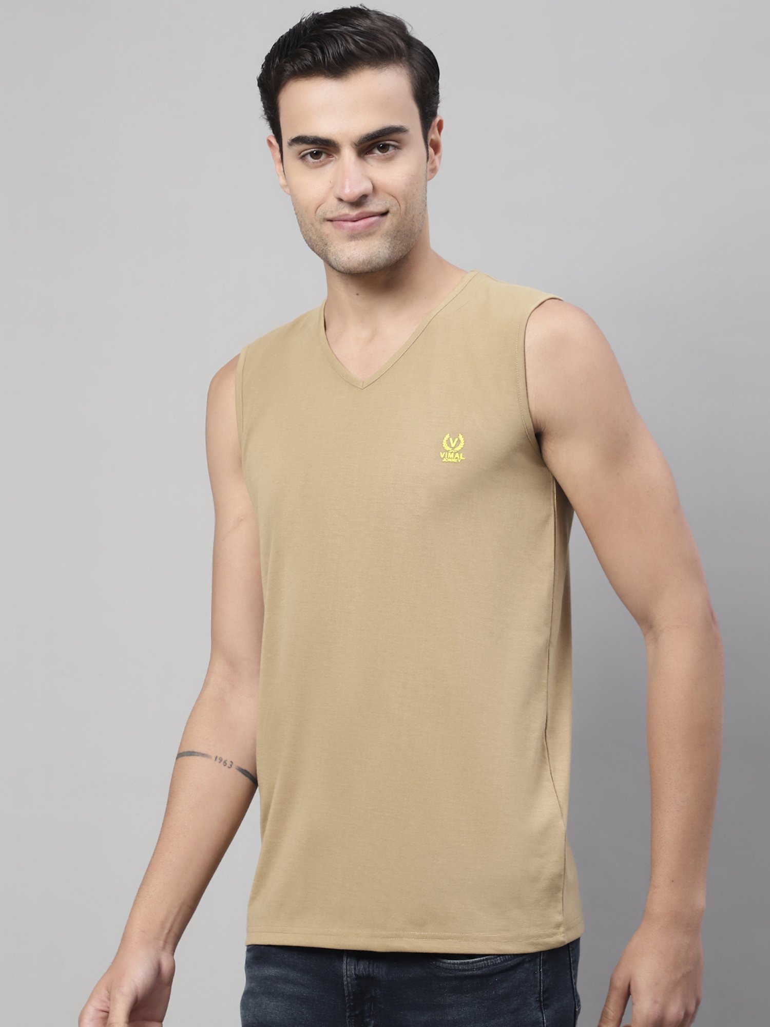 Vimal Jonney Pink & Light Khaki Sleeveless Lounge T-Shirt - Pack of 2