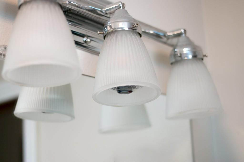 Outdoor Hidden Camera Commercial Grade Light Bulb Motion Detection Spy Cam w/ 28GB MicroSD