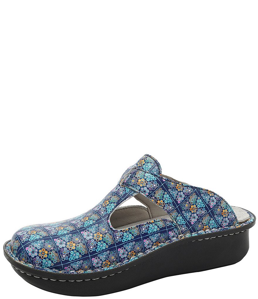 Alegria Classic Rose's Blue Quilt Print Leather Clogs