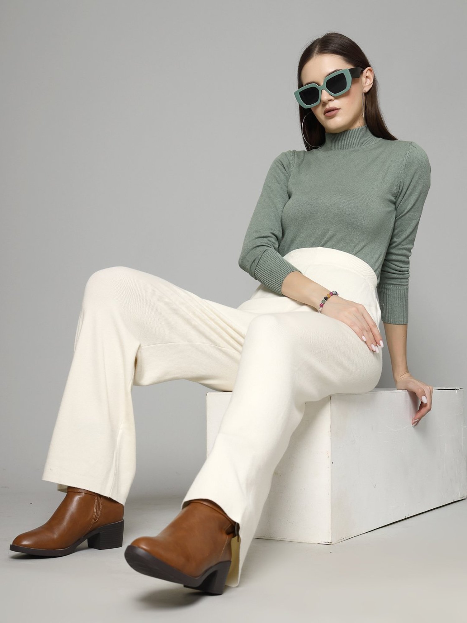 Mafadeny Off White Regular Fit Mid Rise Palazzos