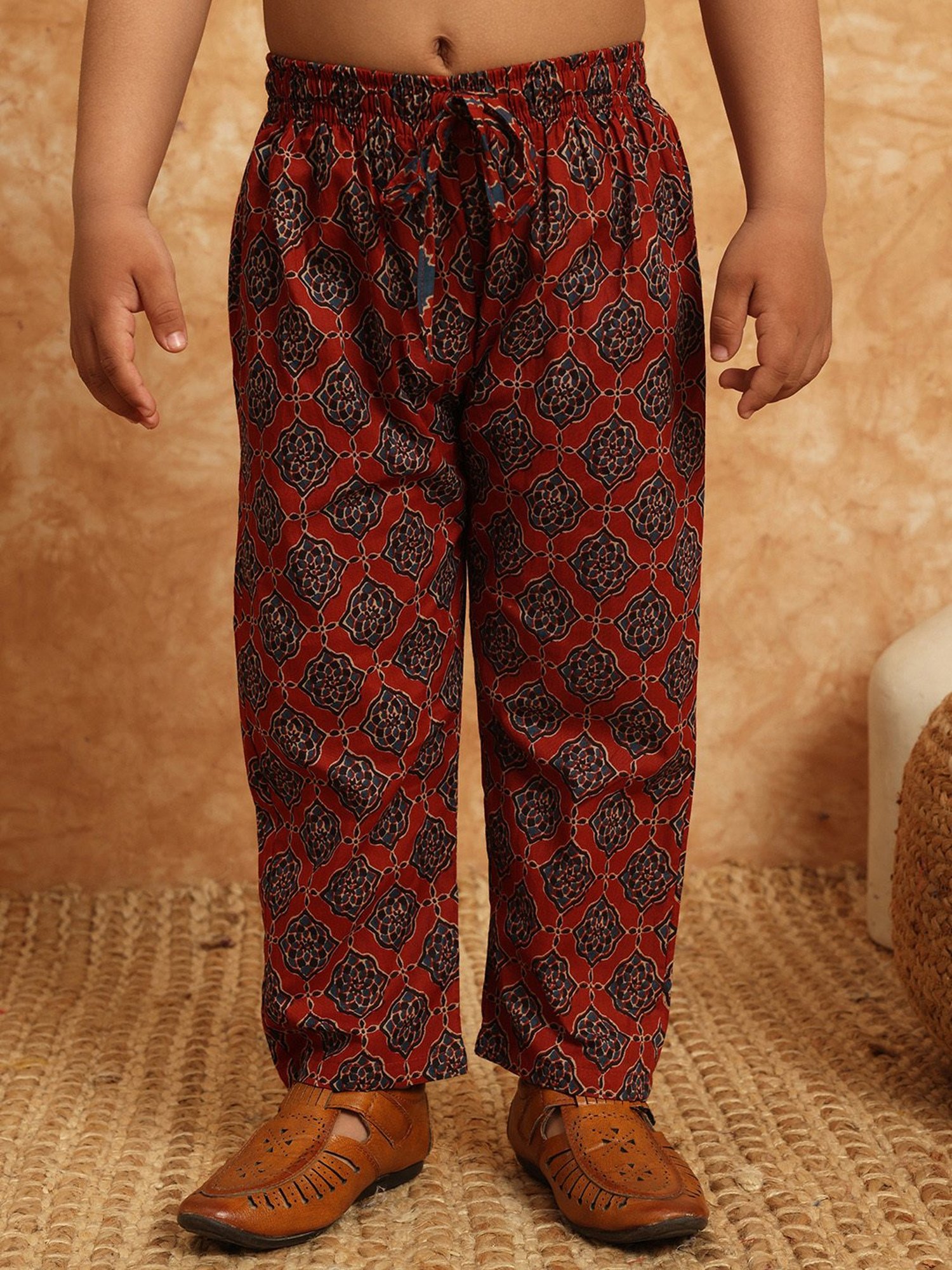 READIPRINT FASHIONS Kids Maroon & Blue Printed Full Sleeves Kurta, Pyjamas with Nehru Jacket