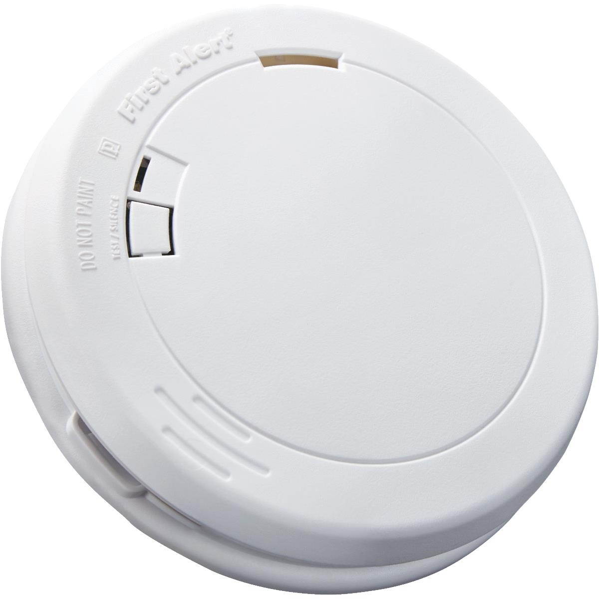 First Alert 10-Year Sealed Battery Photoelectric Slim Round Smoke Alarm 1039852