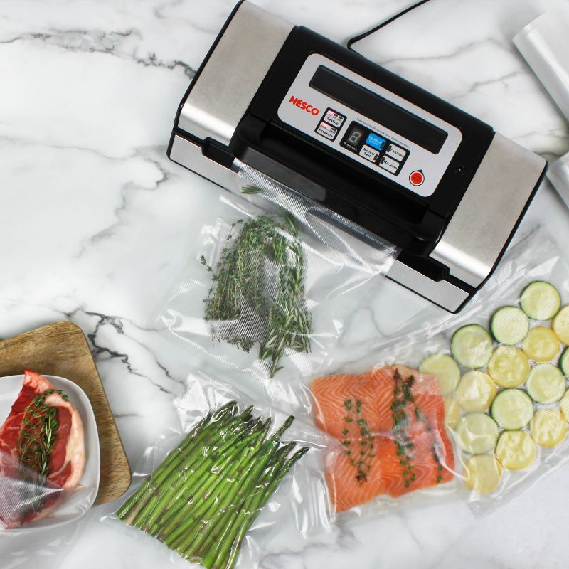 NESCO Deluxe Vacuum Sealer