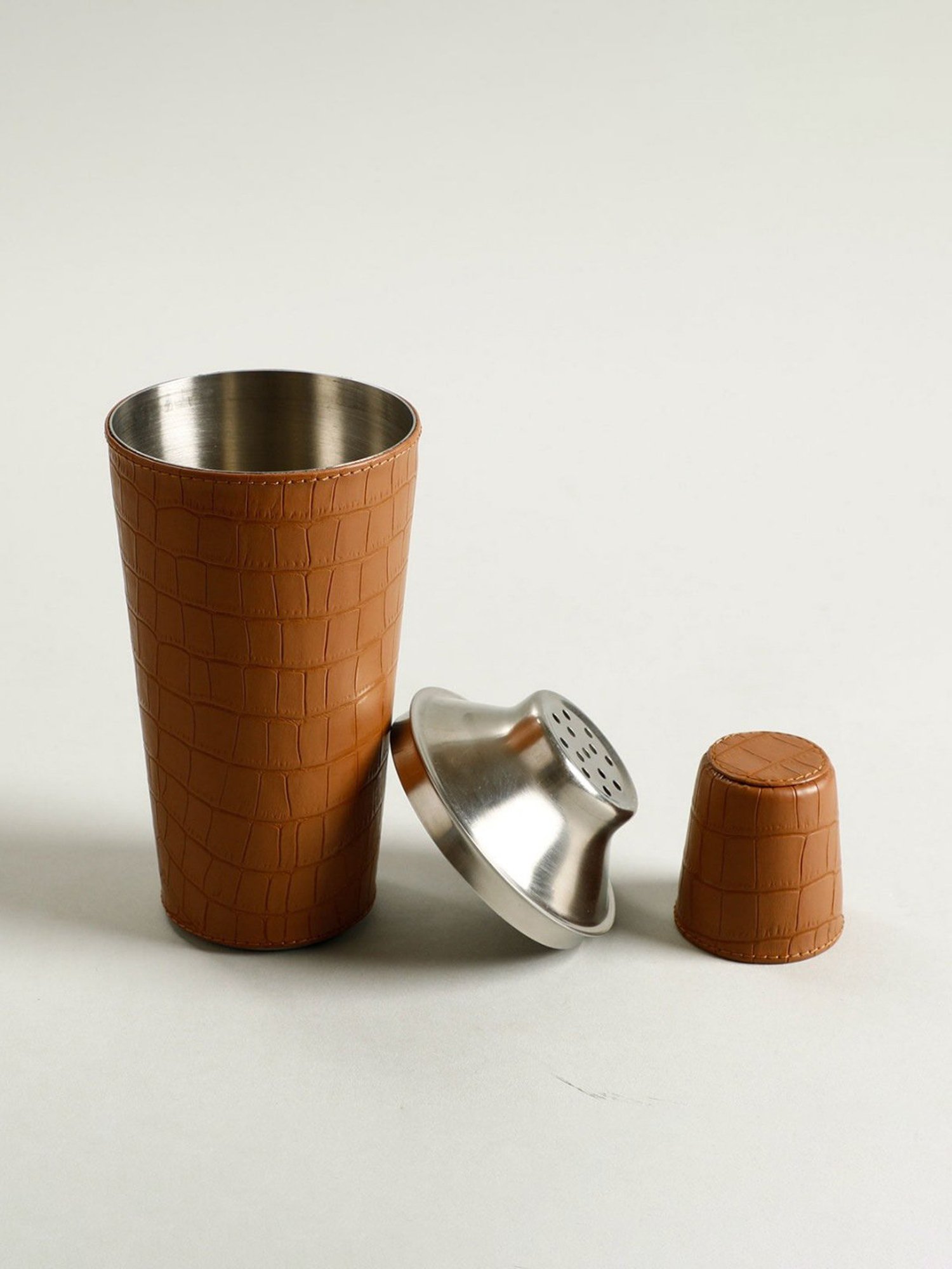 Home4U Animal Print Tan Stainless Steel Cocktail Shaker With Sheath