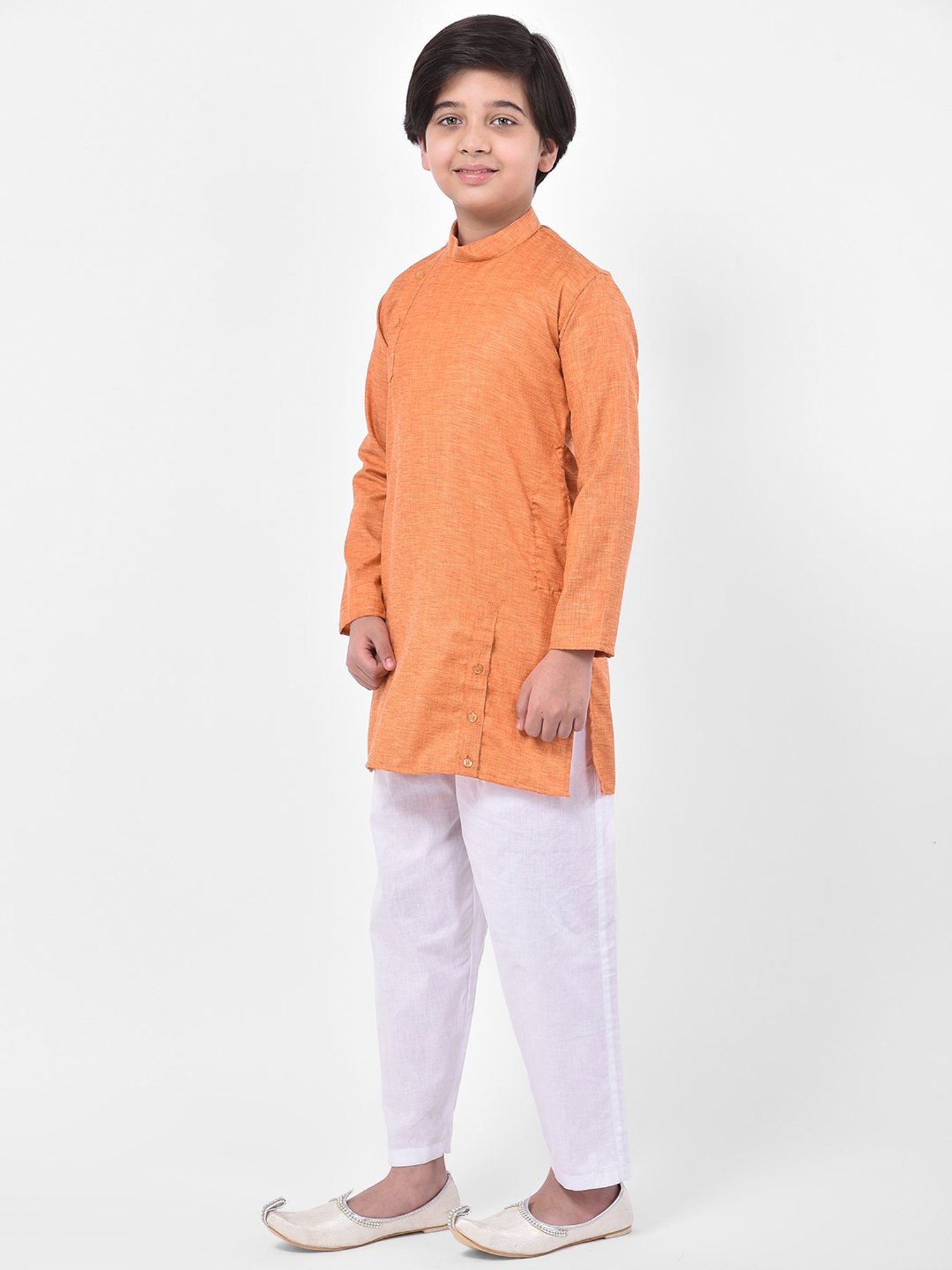 Deyann Kids Orange & White Solid Full Sleeves Kurta with Pyjamas