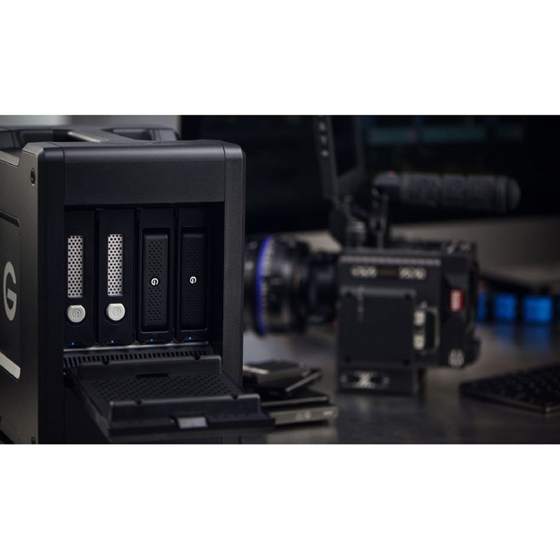 G-Technology G-SPEED Shuttle SSD 8-Bay Storage System - 8 x SSD Supported - 16 TB Supported SSD Capacity - 16 TB Total Installed SSD Capacity