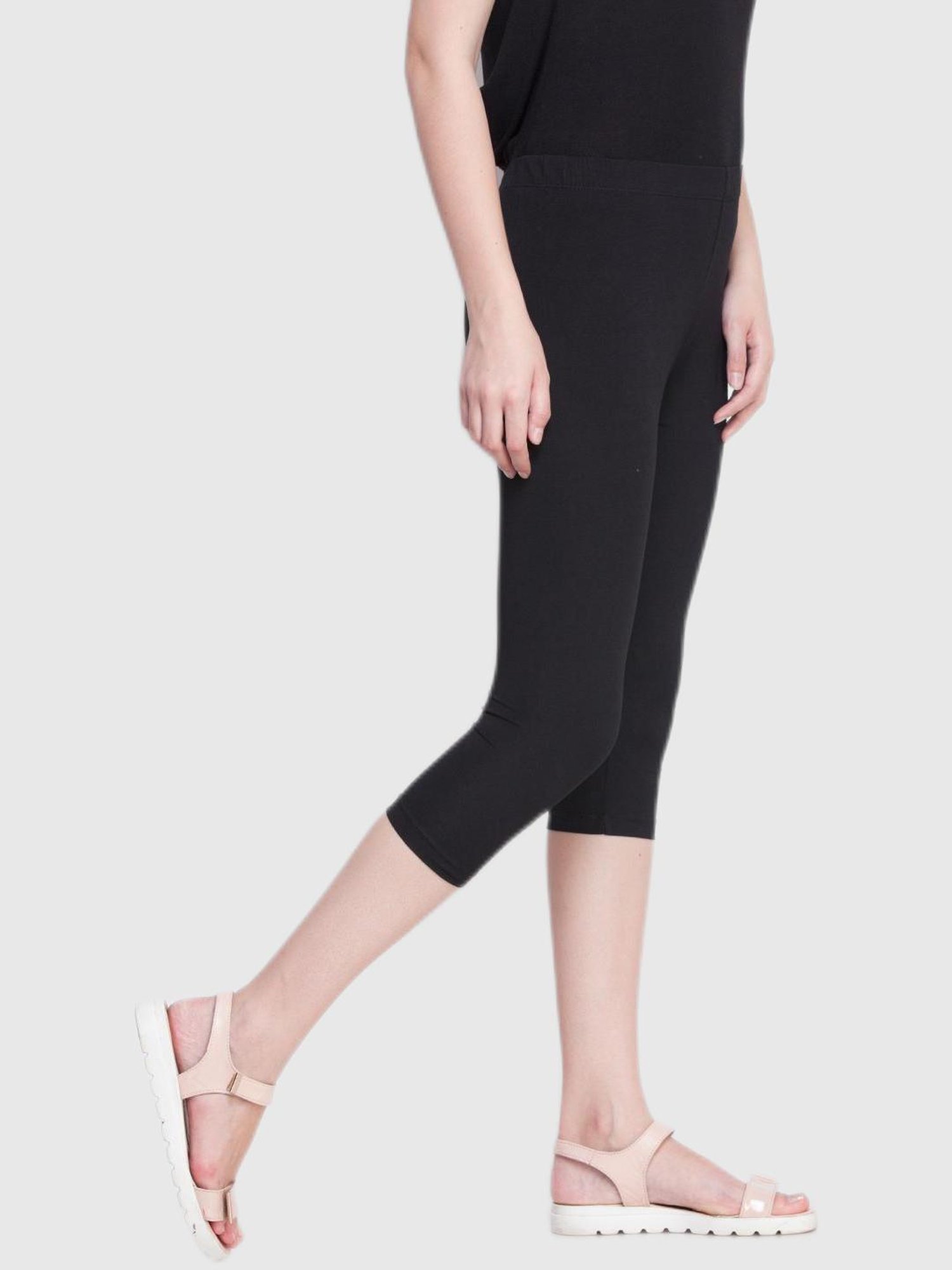 Dollar Missy Black Skinny Fit Capris