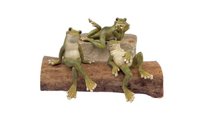 Melrose Set of 3 Green and White Water's Edge Whimsical Lounging Grinning Garden Shelf Frogs 8.5"