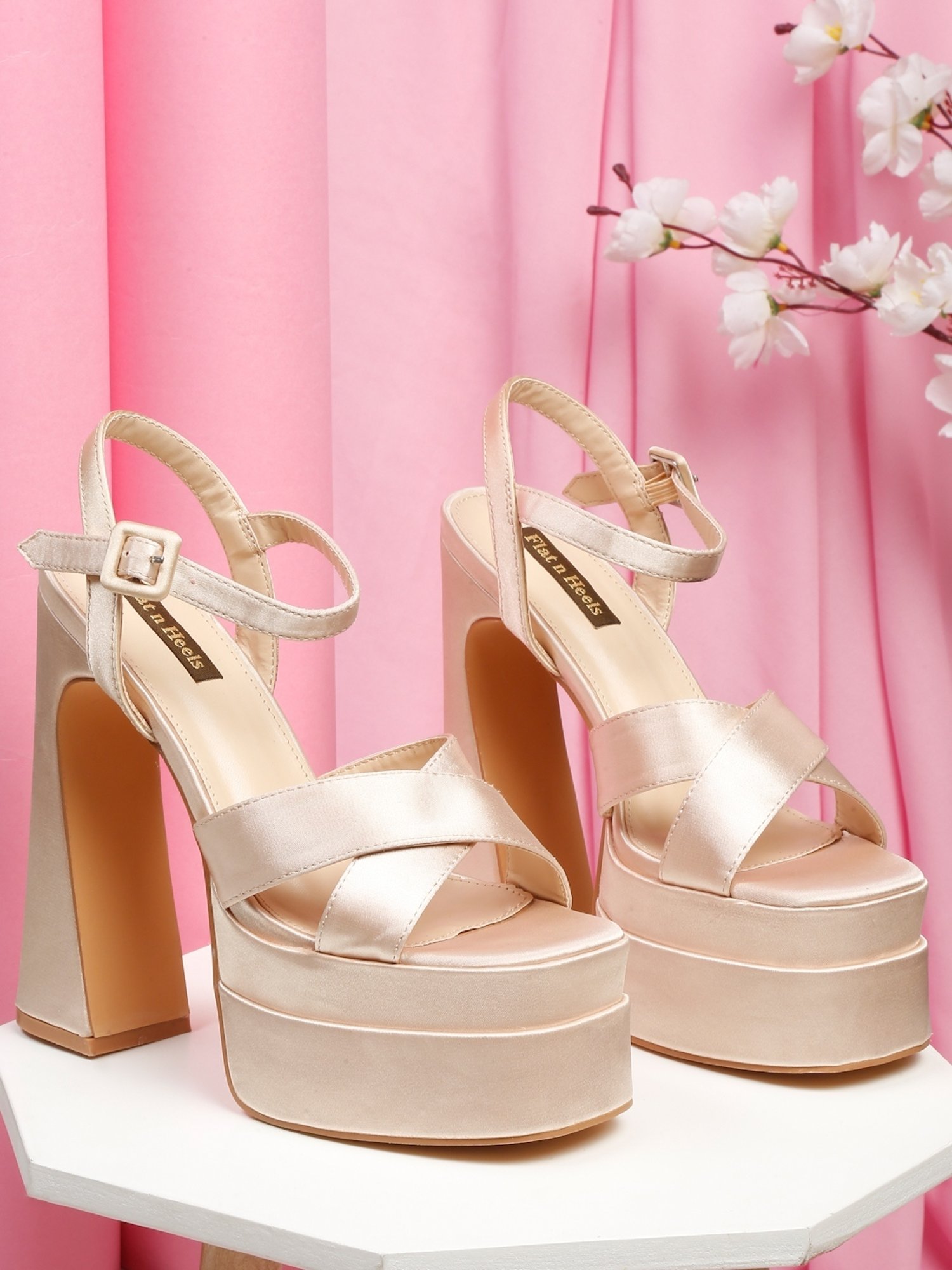 Flat N Heels Women's Gold Ankle Strap Sandals