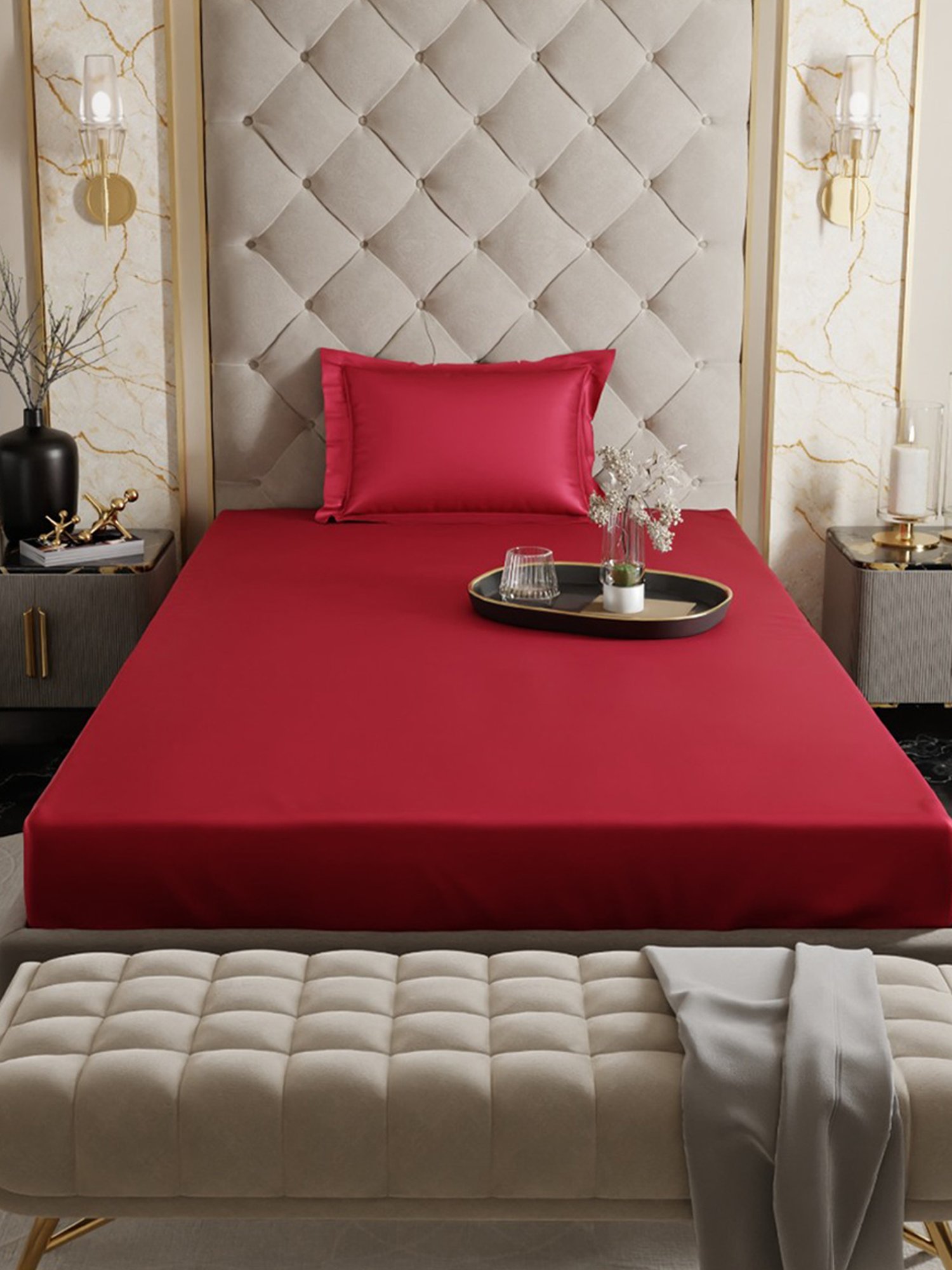 Stoa Paris Red 300 TC Polyester Single Fitted Sheet with 1 Pillow Cover