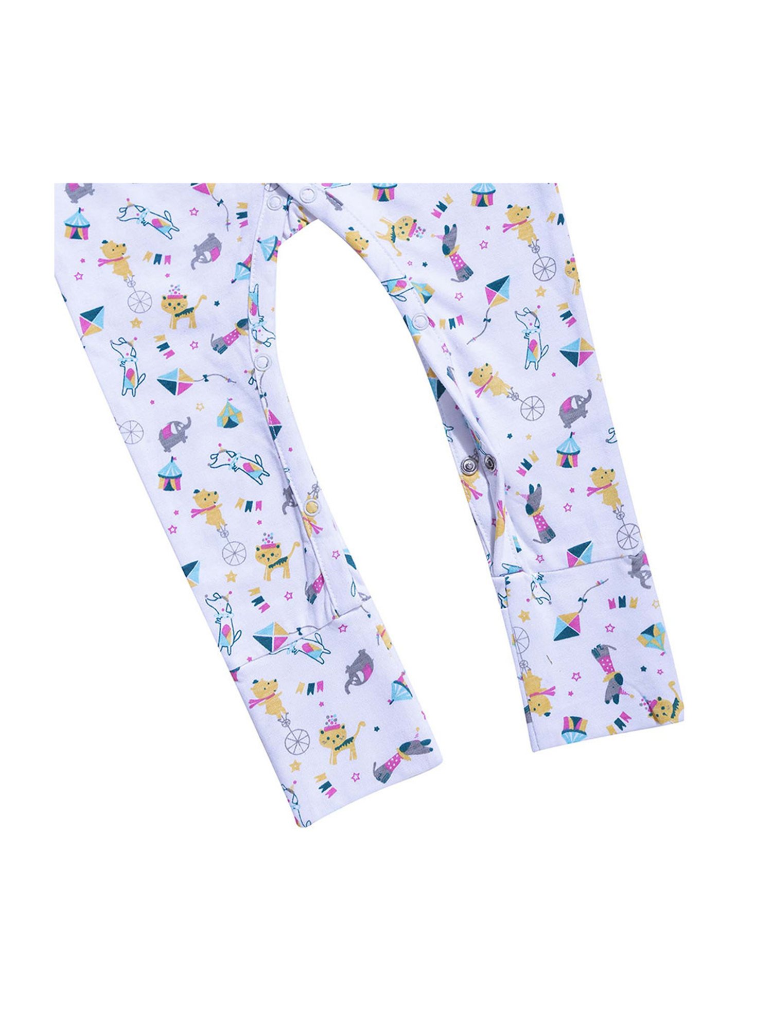 Haus & Kinder Boys Carnival Multicolor Cotton Printed Full Sleeves Sleepsuit