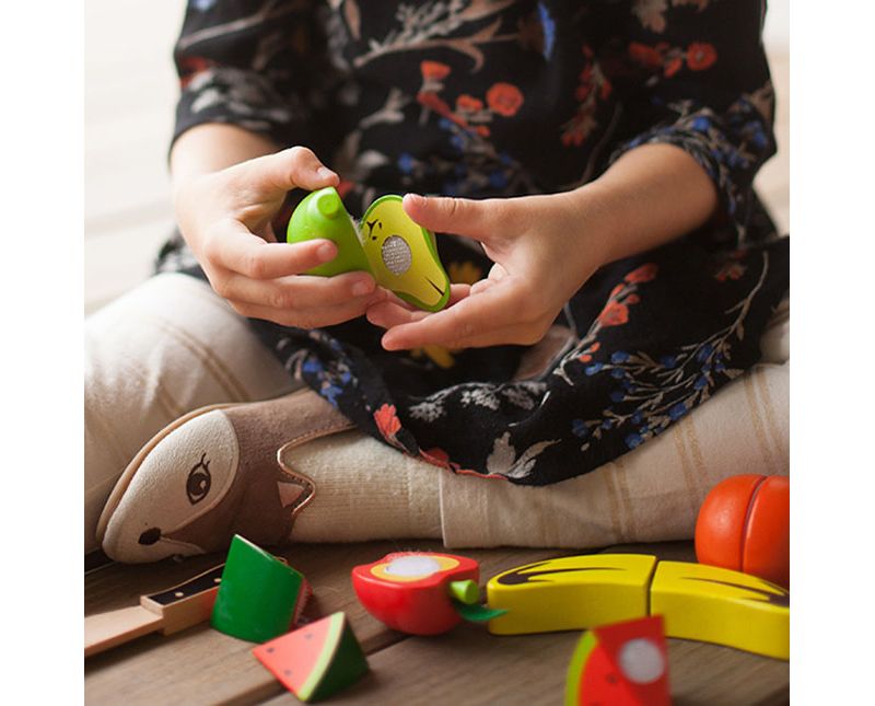  Fat Brain Toys Orchard Fresh Cutting Fruit FB183-1