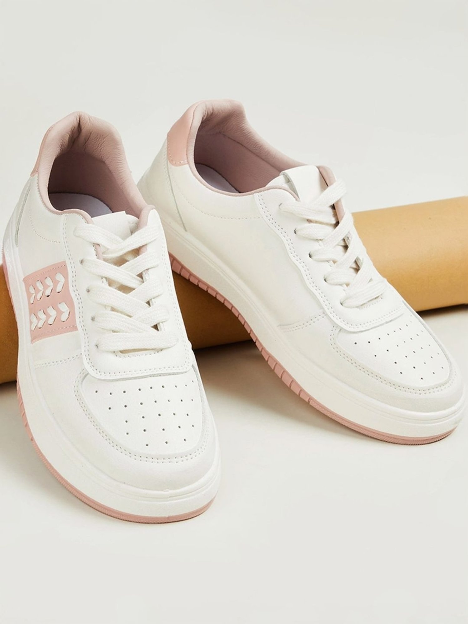 Ginger by Lifestyle Women's White Sneakers