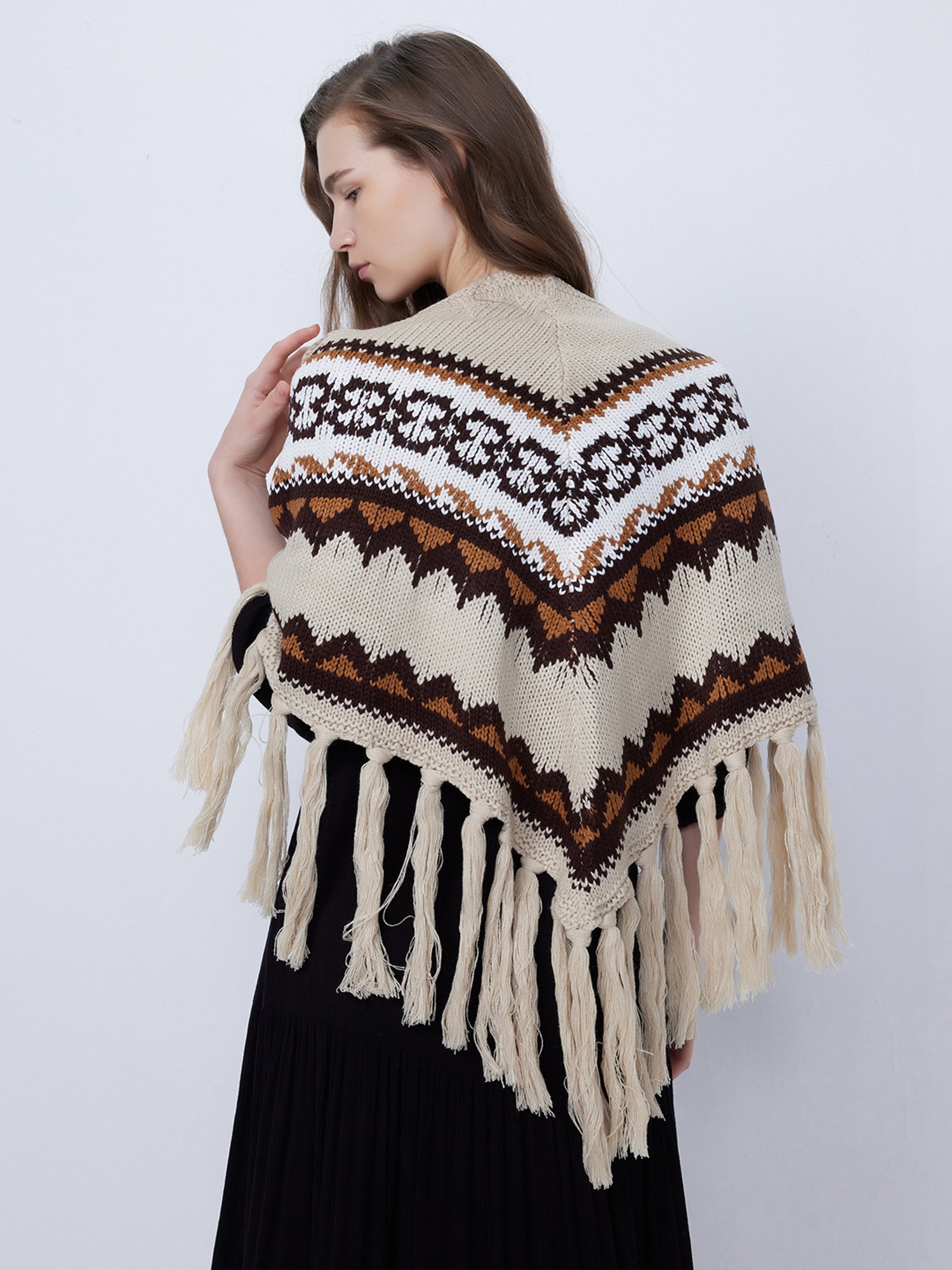 Cover Story White & Beige Printed Cape