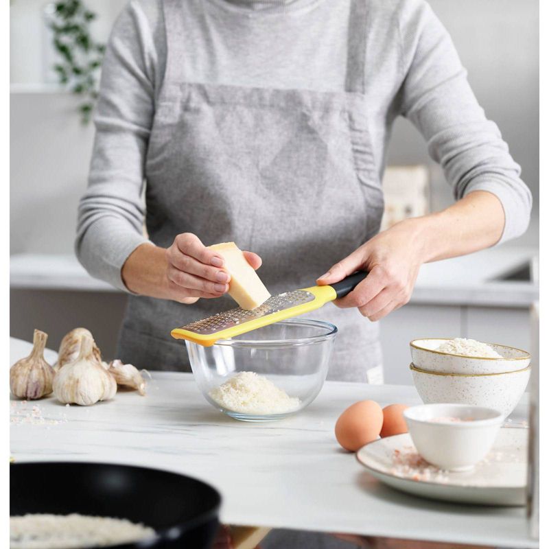 Joseph Joseph Coarse Grip Grater - Yellow