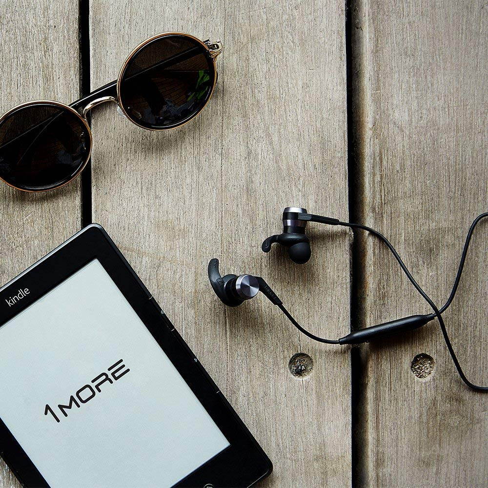 1MORE iBFree Bluetooth 4.2 Sports Earphones Wireless Headphones IPX6 Waterproof Anti Slip with Microphone - E1018BT Black