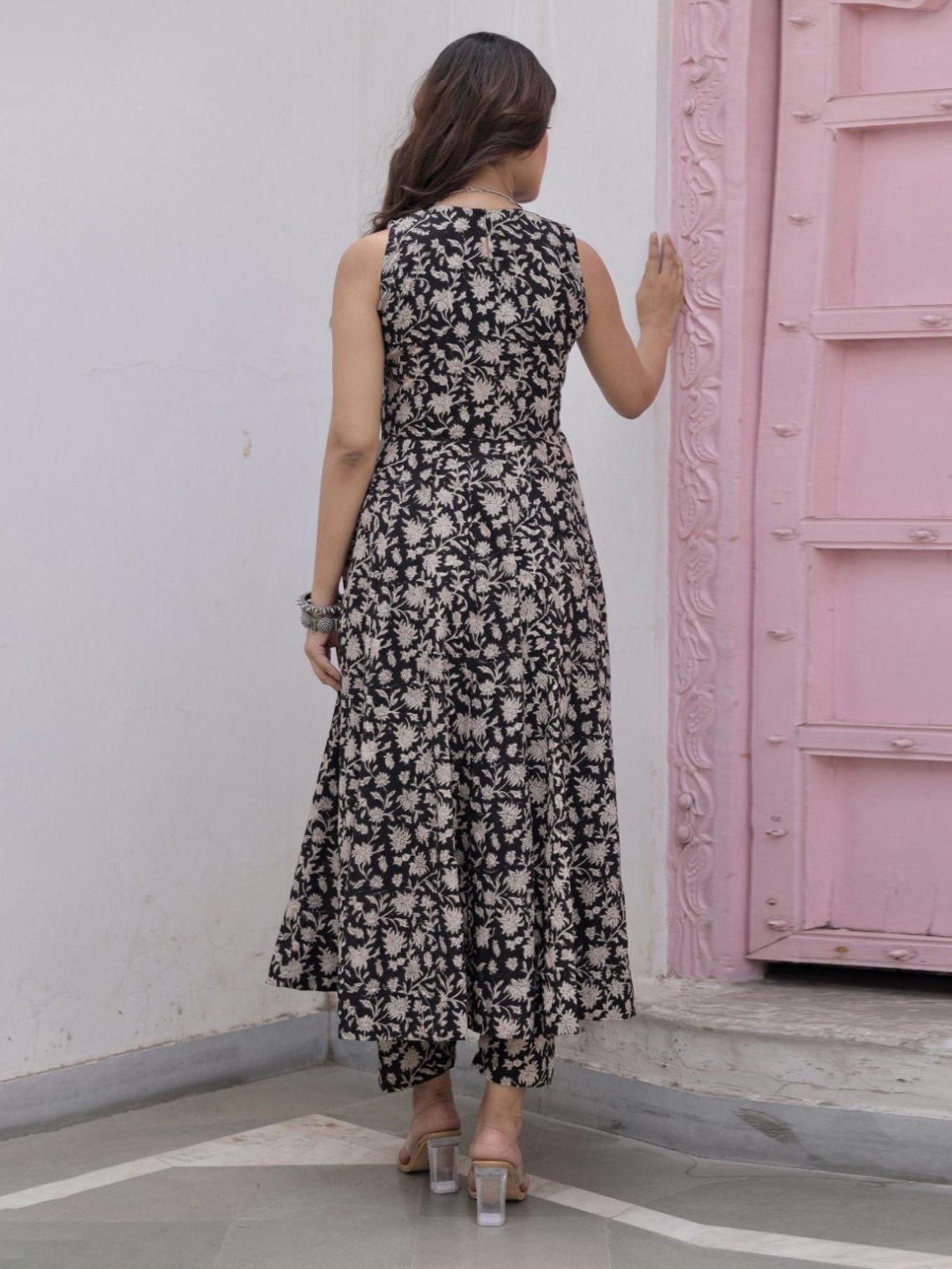 Asrumo Black Sukoon Summer Jaal Cotton Anarkali Kurta with Pant and Organza Gota Work Dupatta Set