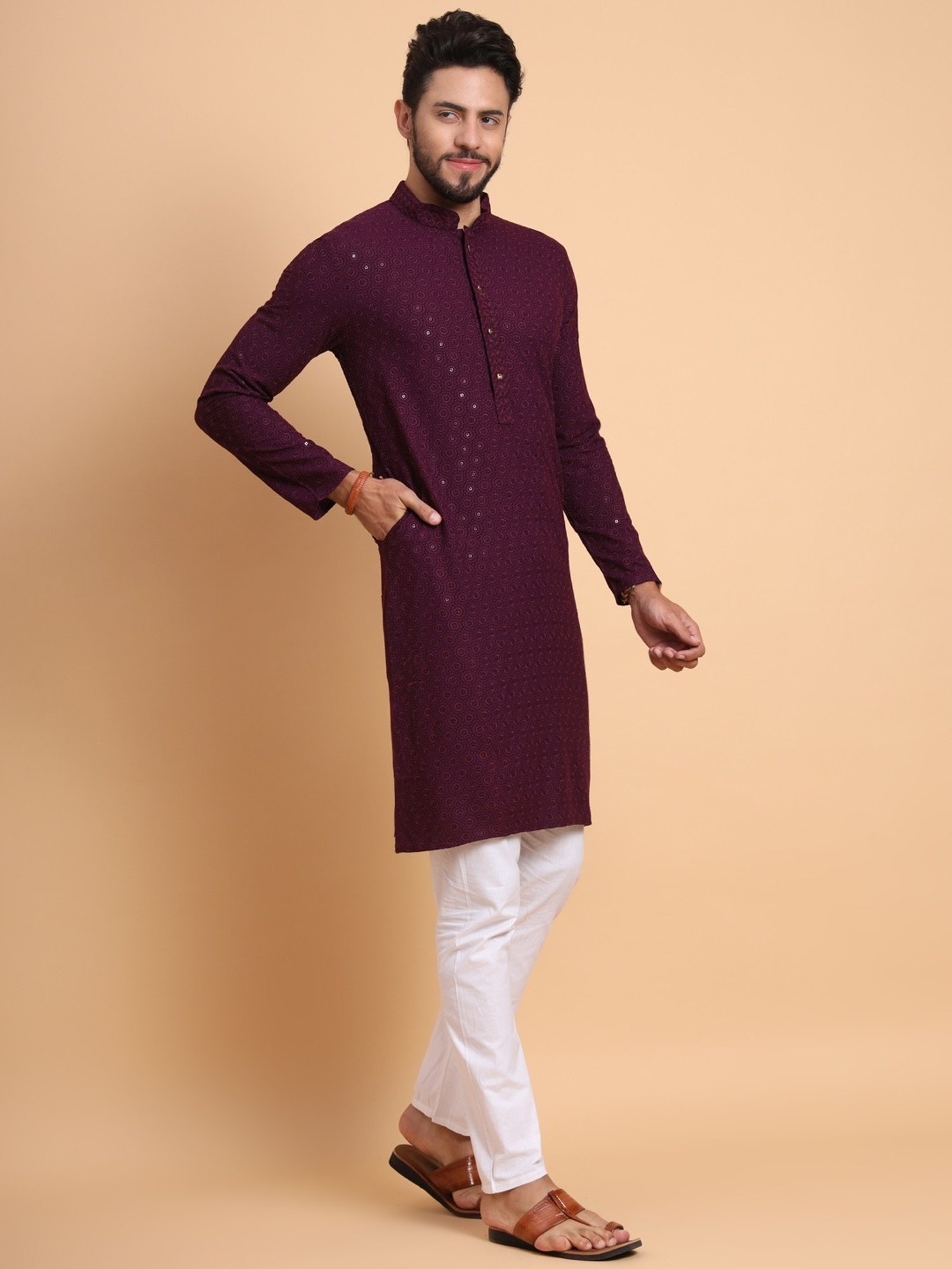 SWAGG INDIA Maroon Regular Fit Embroidered Kurta