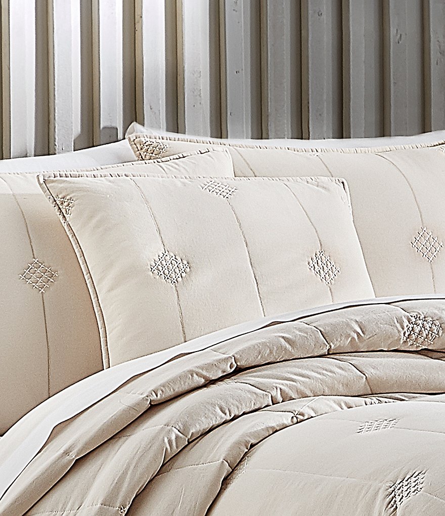 Oscar/Oliver Amos Quilted Square Pillow