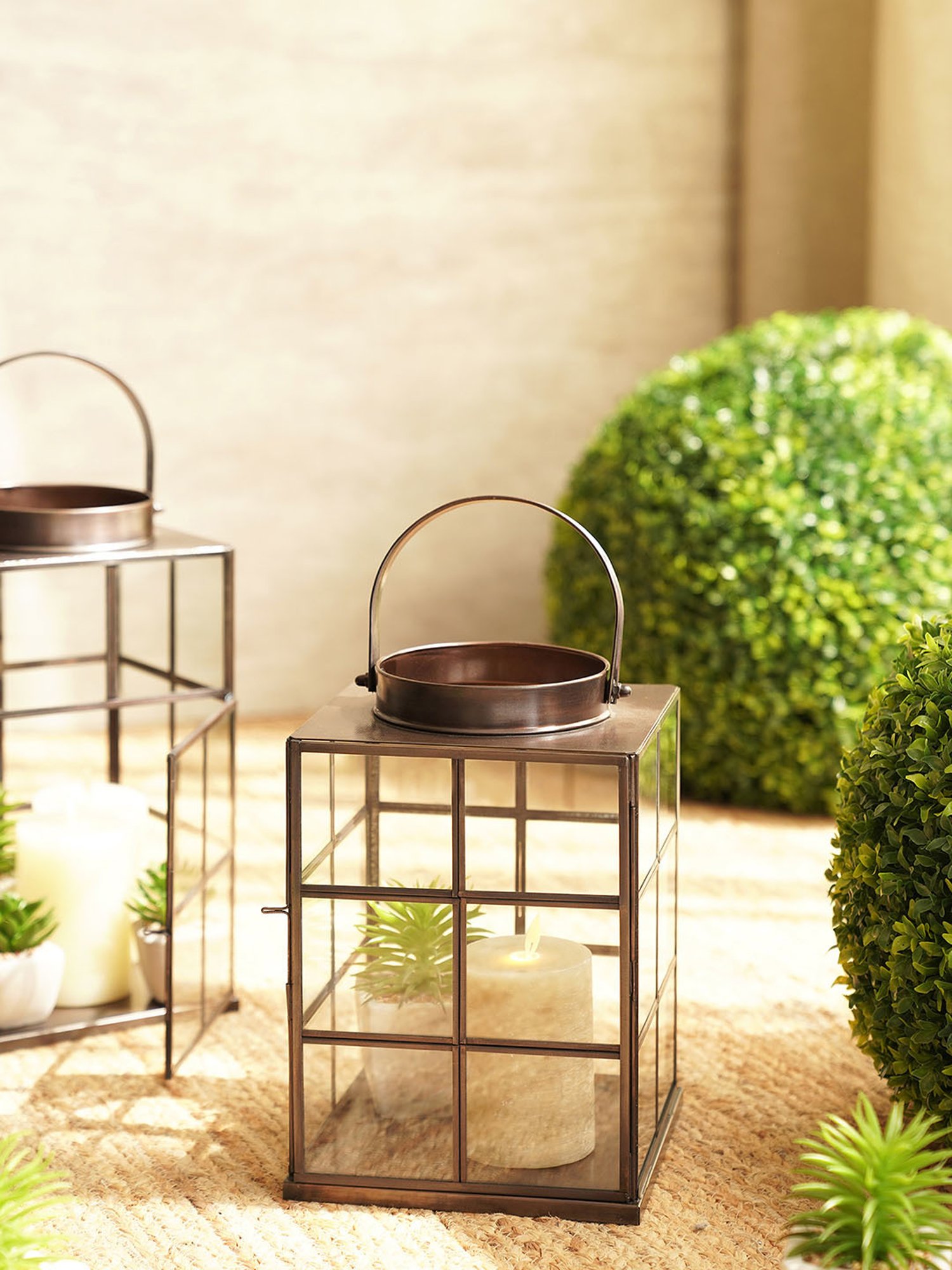 Pure Home and Living Grey Glass Trophy Shaped Table Lamp Stand