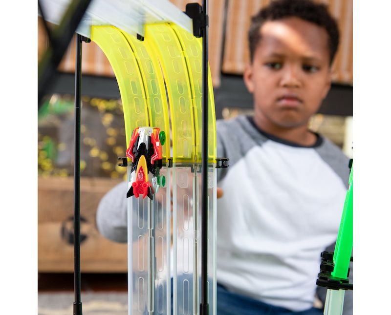  Fat Brain Toys Speed Spinners Racetrack FB406-1