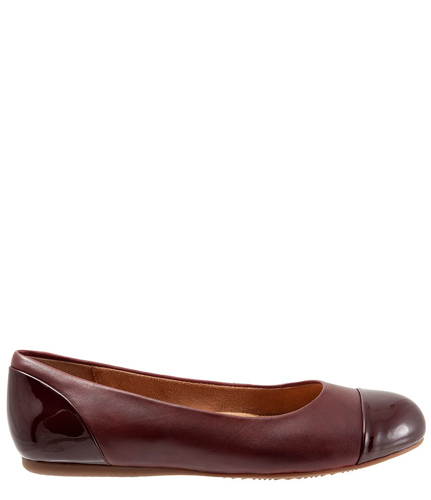 SoftWalk Sonoma Leather Cap Toe Ballerina Slip On Flats